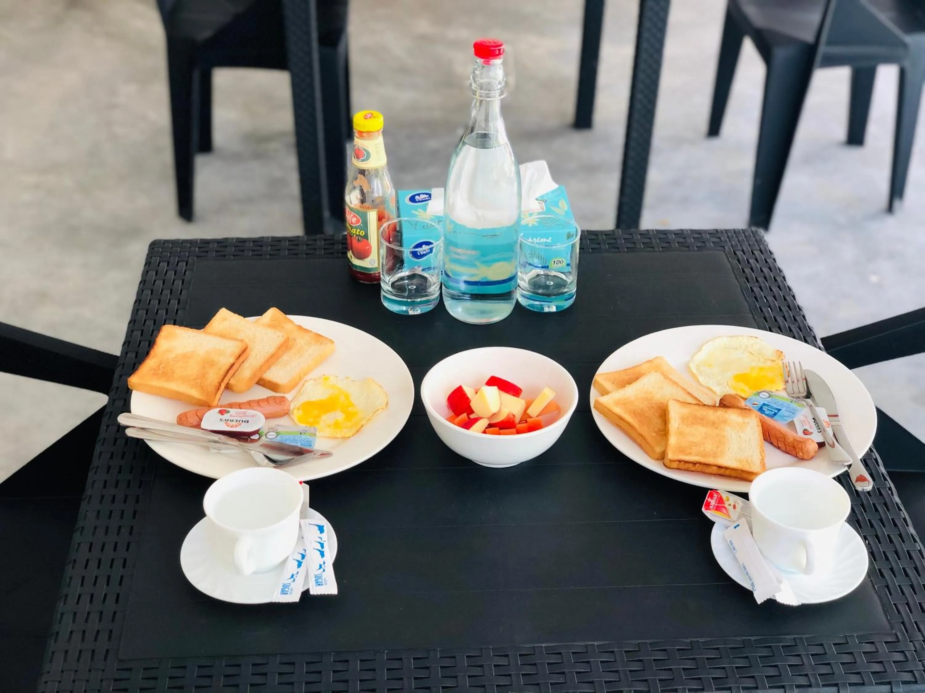 Continental breakfast in Thoddoo Island Life