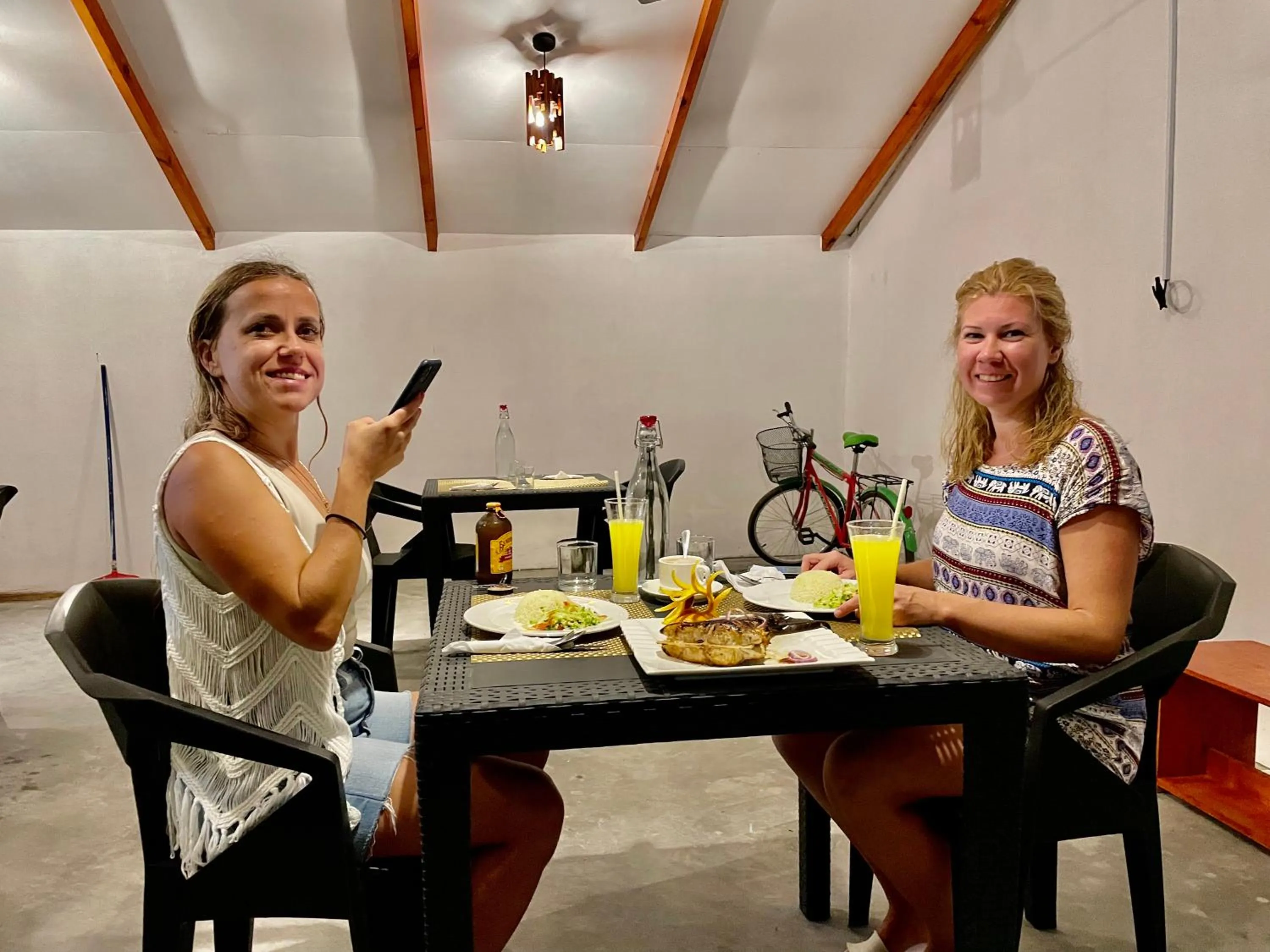 Food and drinks in Thoddoo Island Life