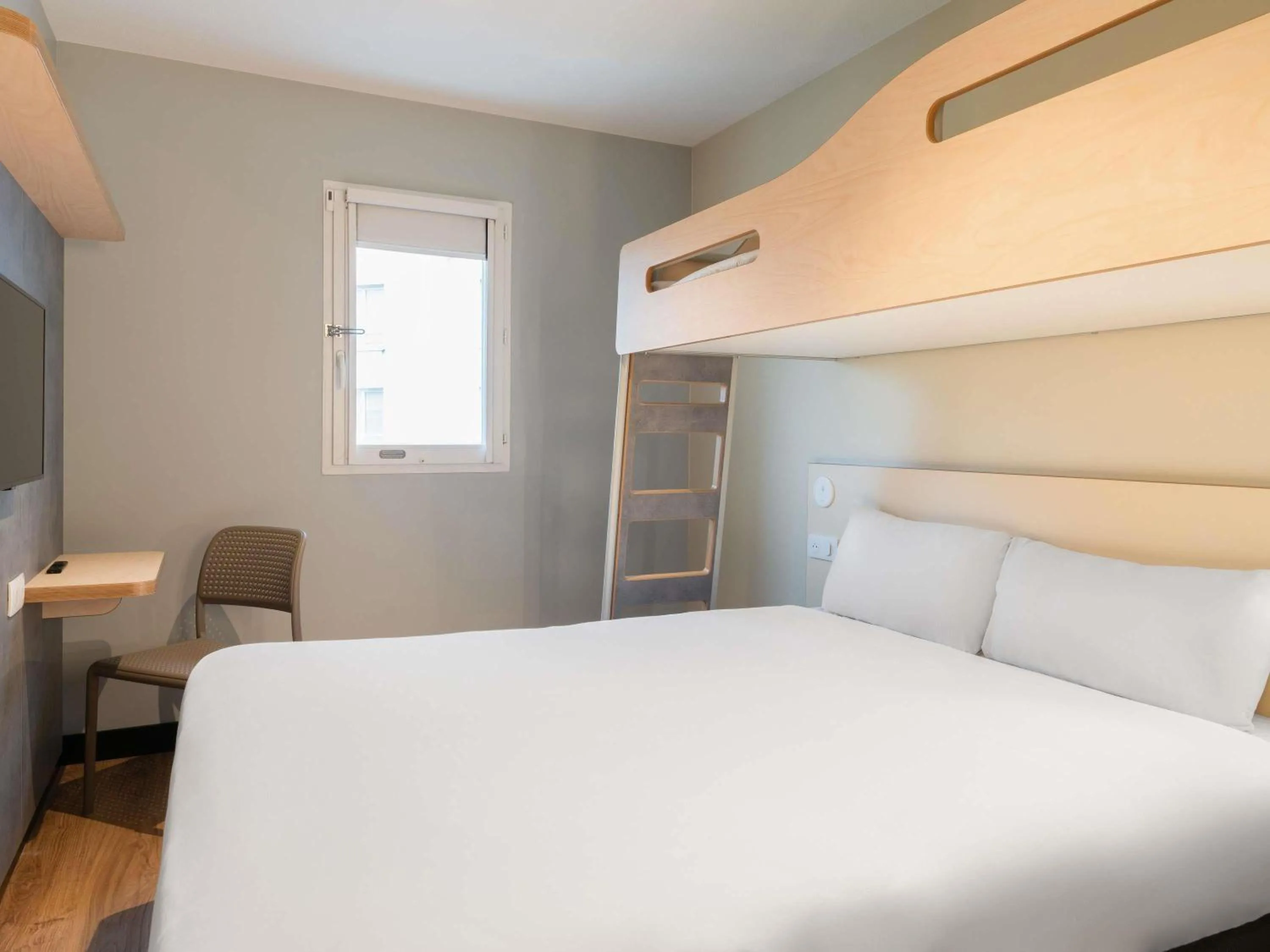 Property building, Bed in ibis budget Marne la Vallée Val d'Europe