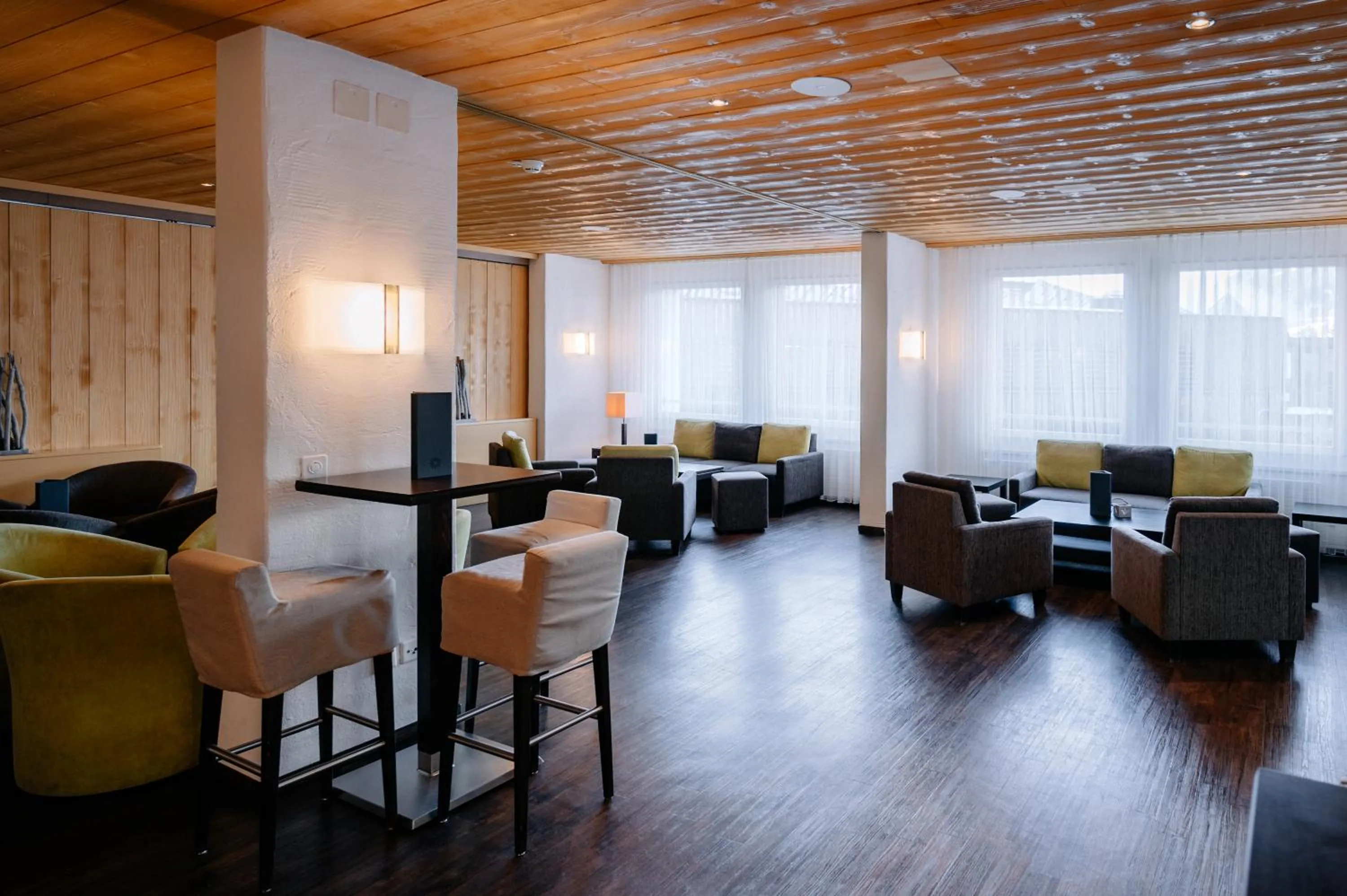 Lounge or bar in Kongress Hotel Davos