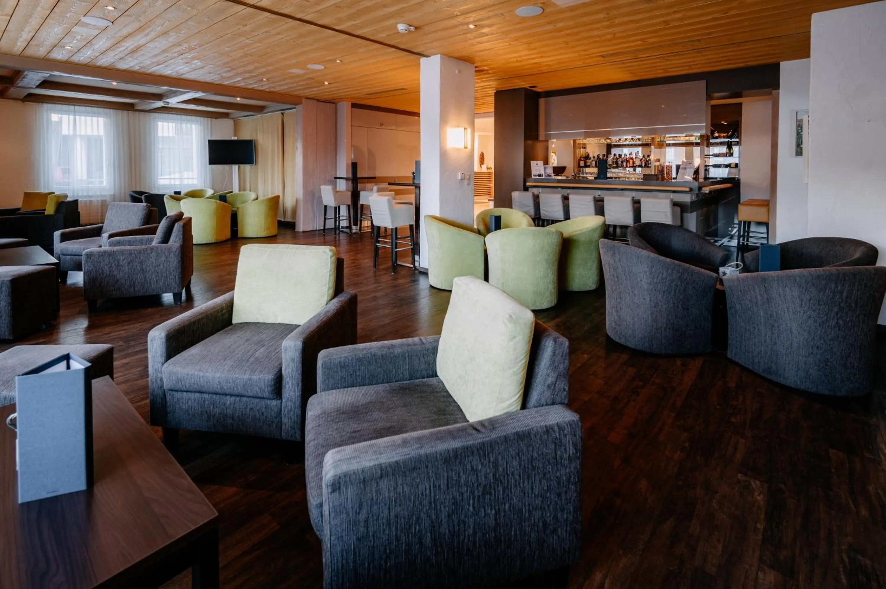 Lounge or bar in Kongress Hotel Davos