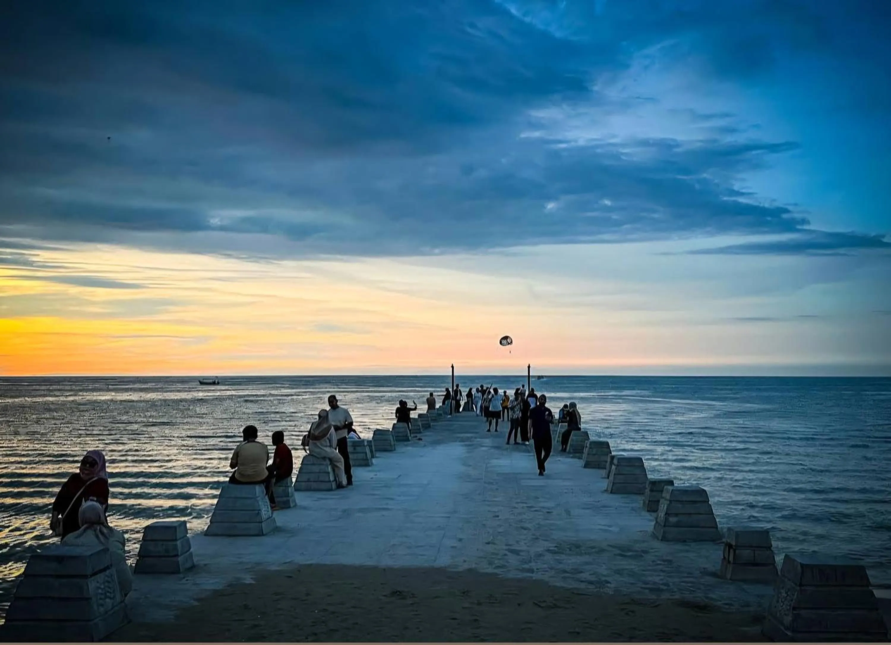 VIP Suite Seaview Resort Batu Ferringhi 1202 - 3 Rooms