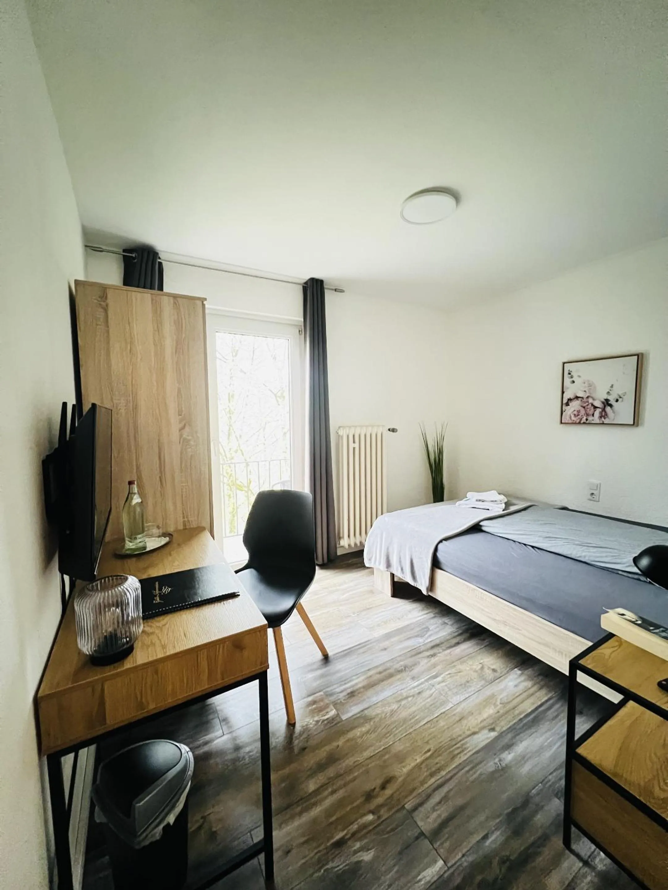 Single Room with Private Bathroom - single occupancy in Pension Villa Pangea