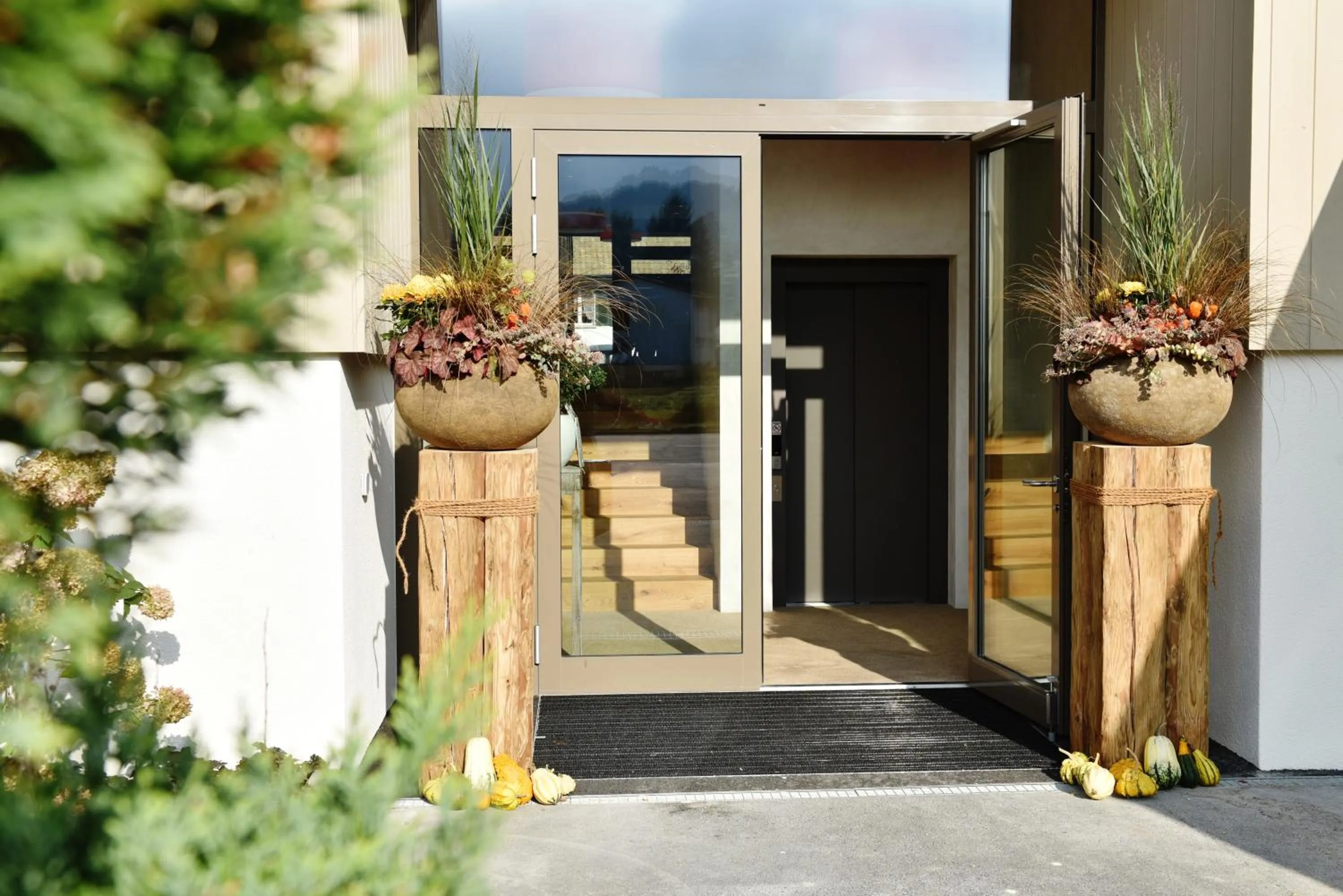 Facade/entrance in Landgasthof Kreuz - Ihr Businesshotel mit persönlichem Flair