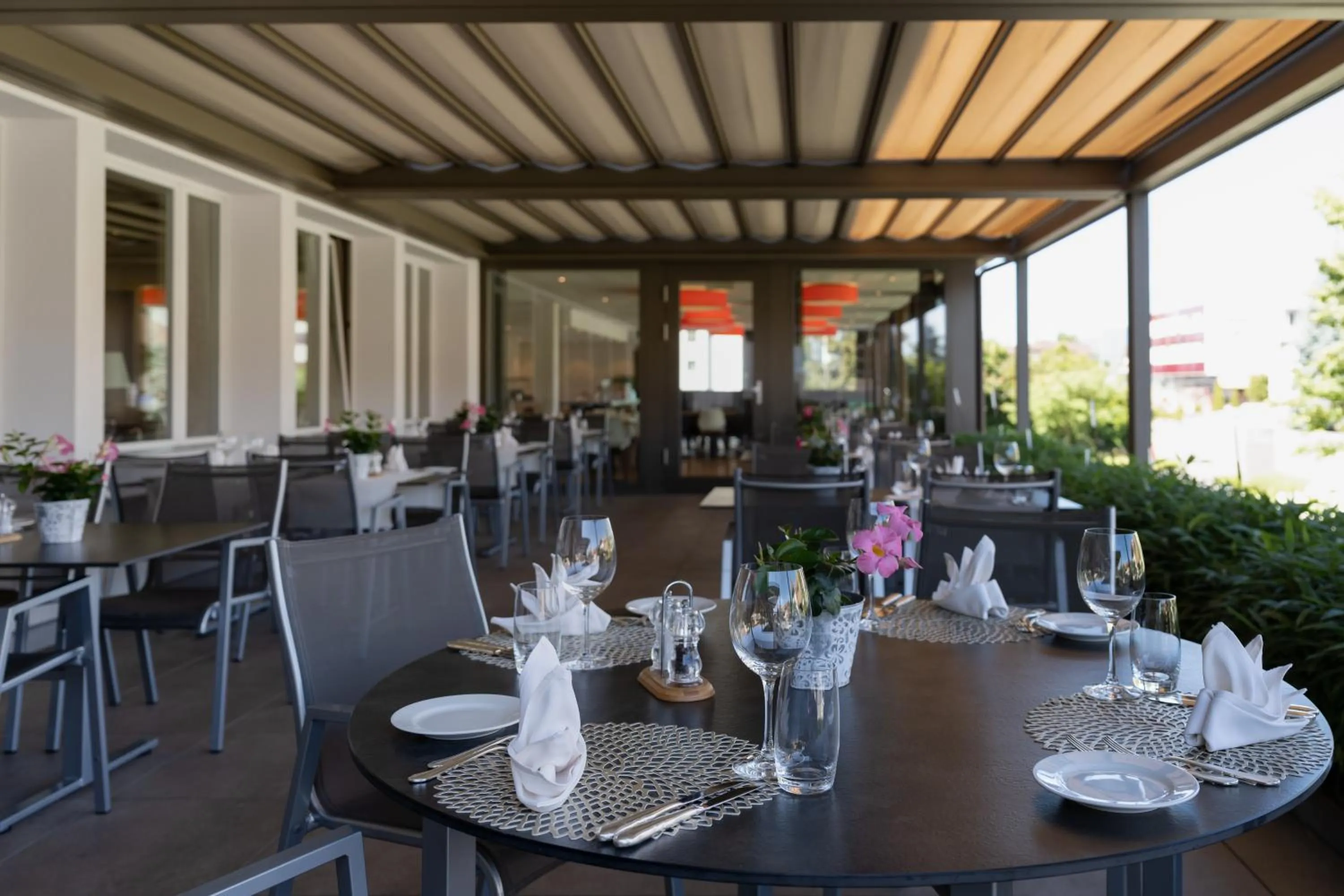 Restaurant/places to eat in Landgasthof Kreuz - Ihr Businesshotel mit persönlichem Flair