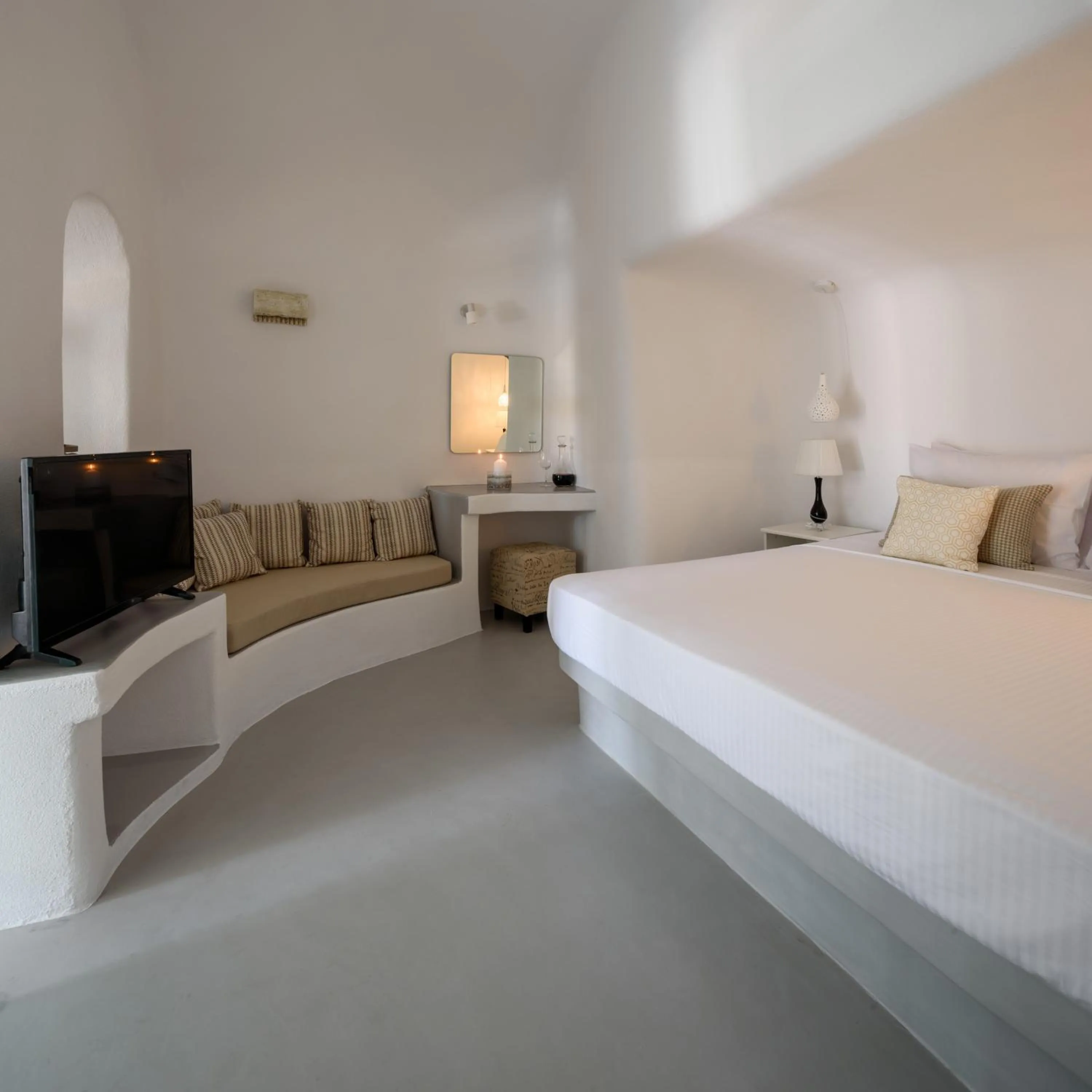 Bedroom in White Dream Suites