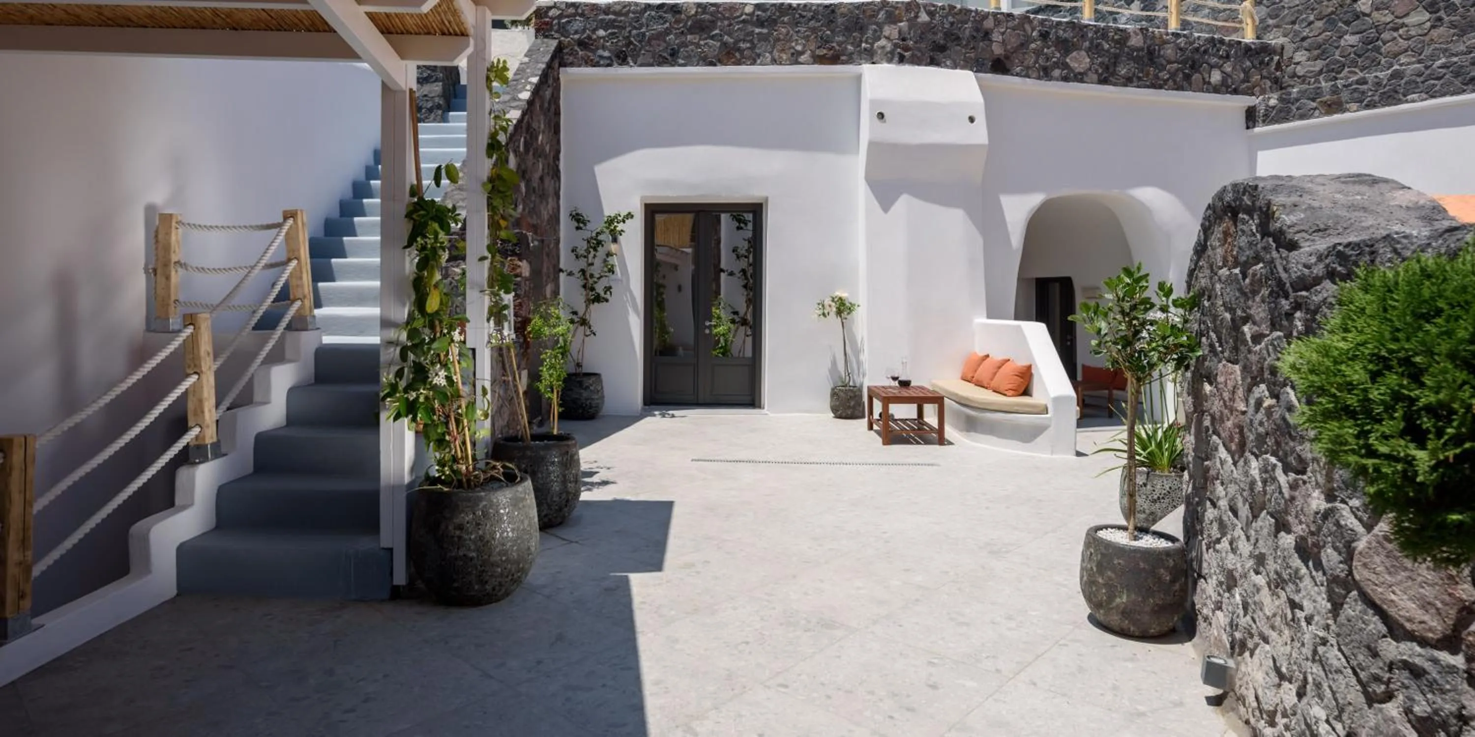 Property building in White Dream Suites