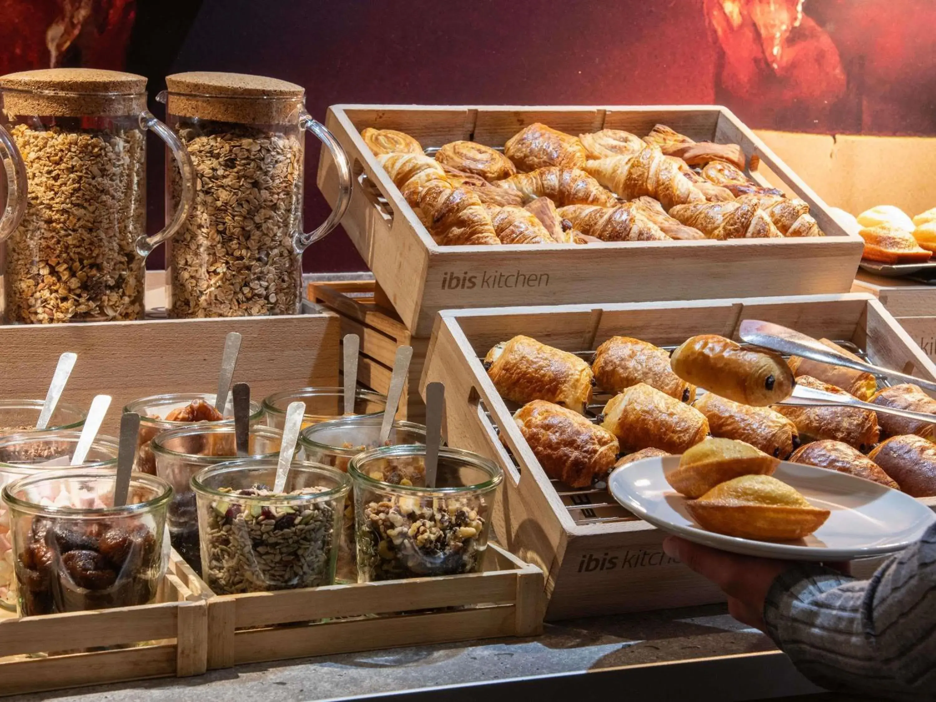 Property building in ibis Paris Canal Saint Martin Property building in ibis Paris Canal Saint Martin