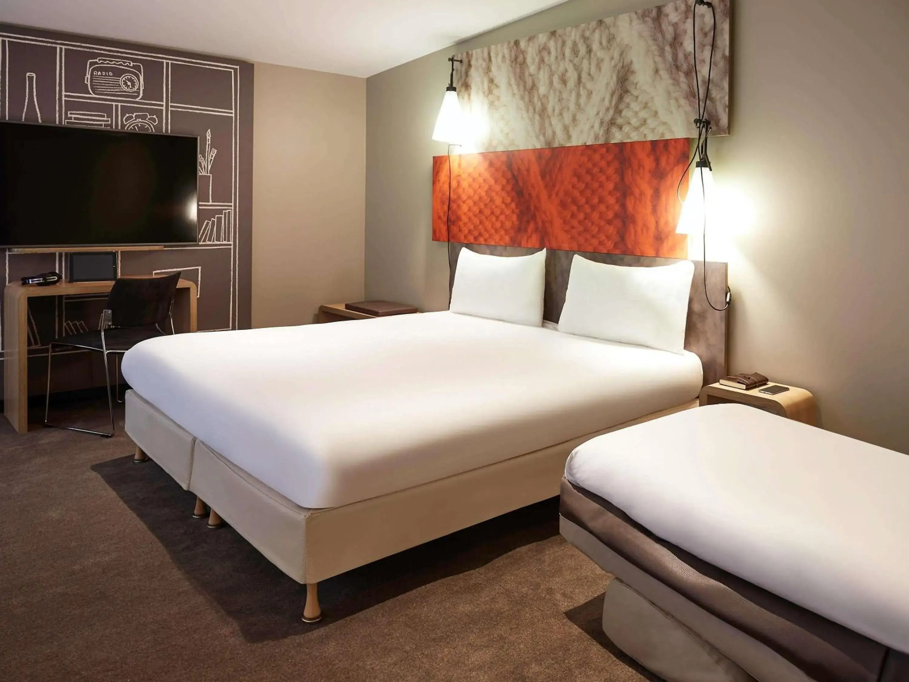 Bedroom, Bed in ibis Paris Canal Saint Martin Bedroom, Bed in ibis Paris Canal Saint Martin