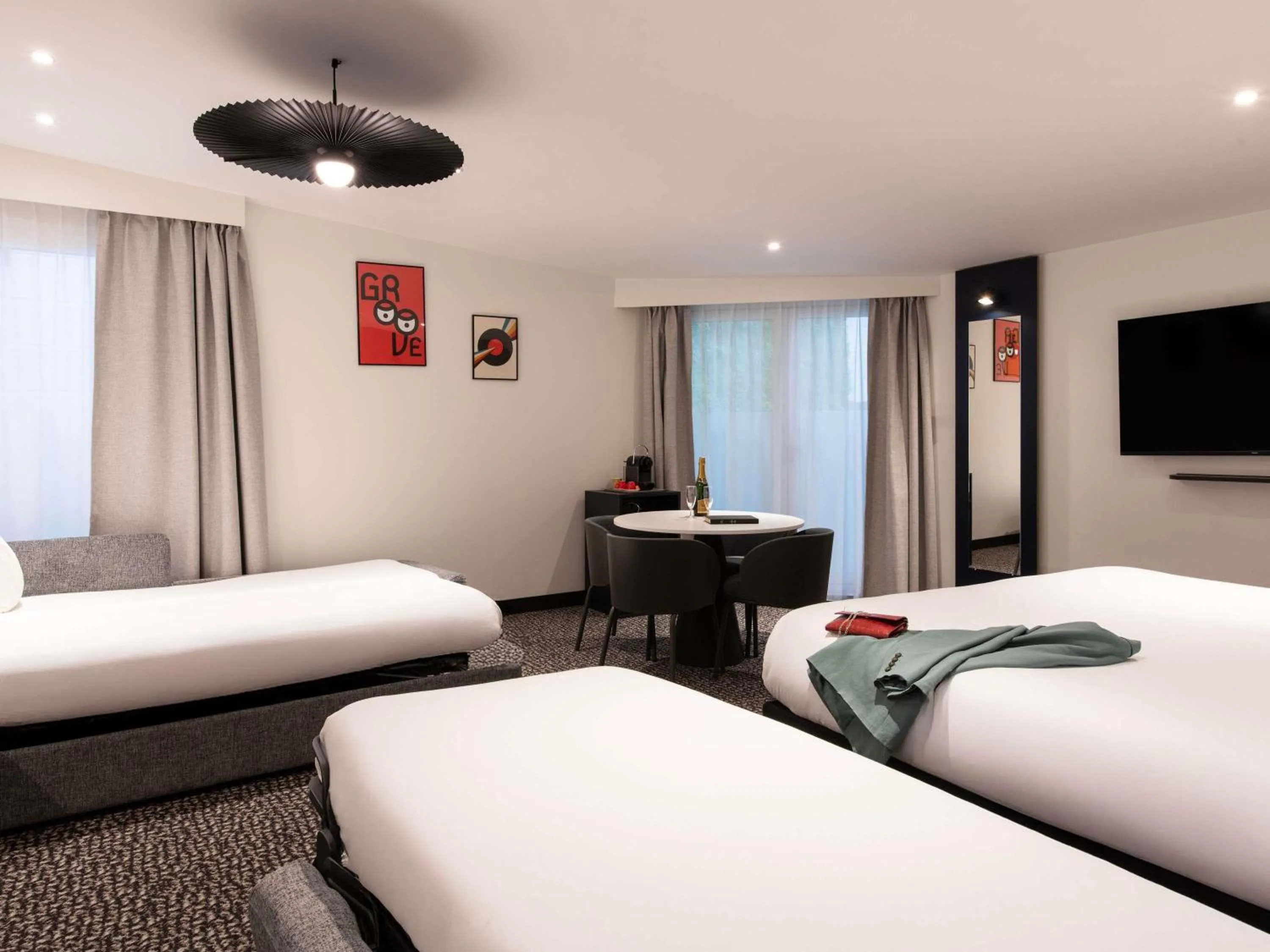 Bedroom, Bed in ibis Paris Canal Saint Martin