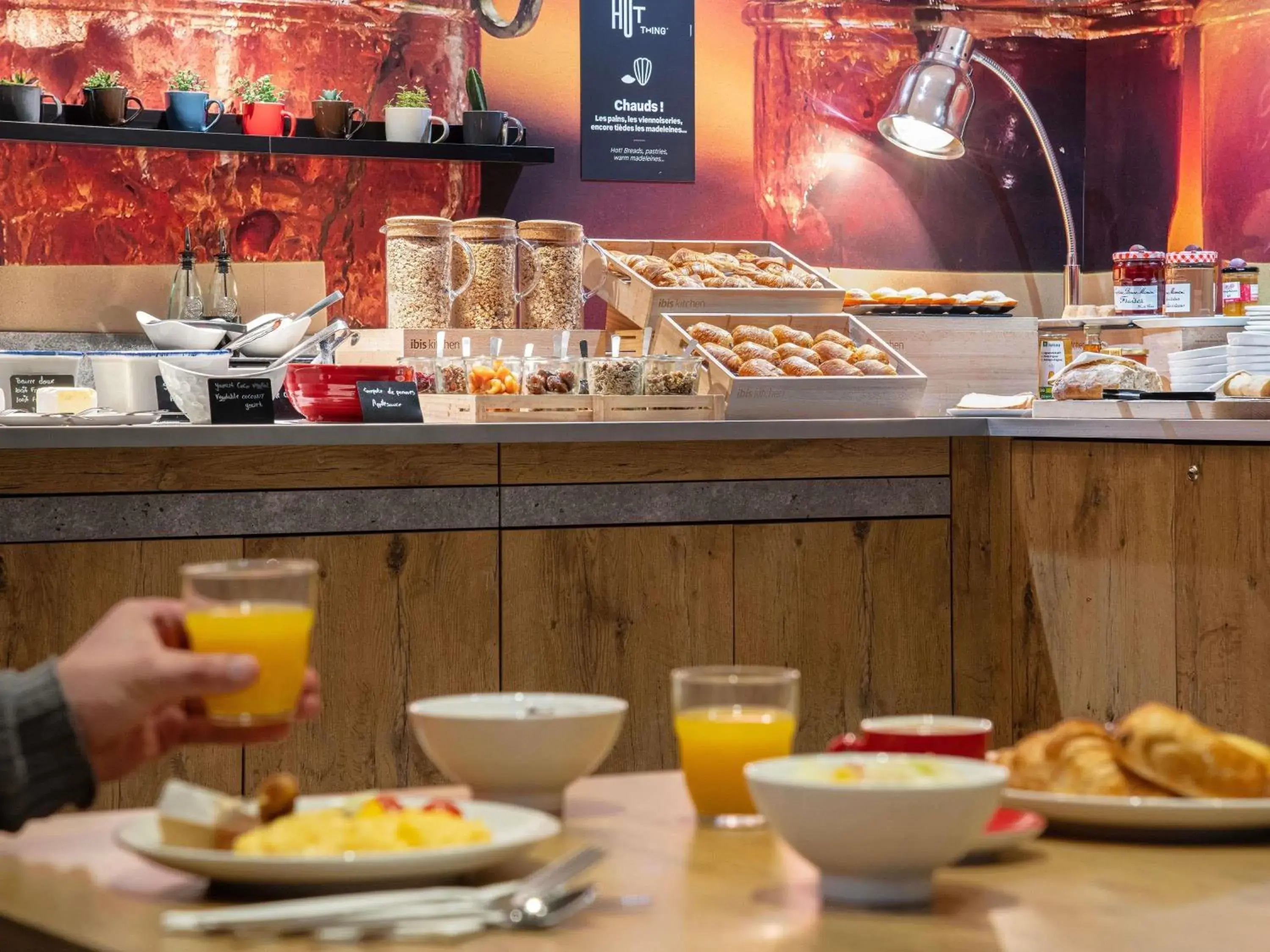 Breakfast in ibis Paris Canal Saint Martin Breakfast in ibis Paris Canal Saint Martin