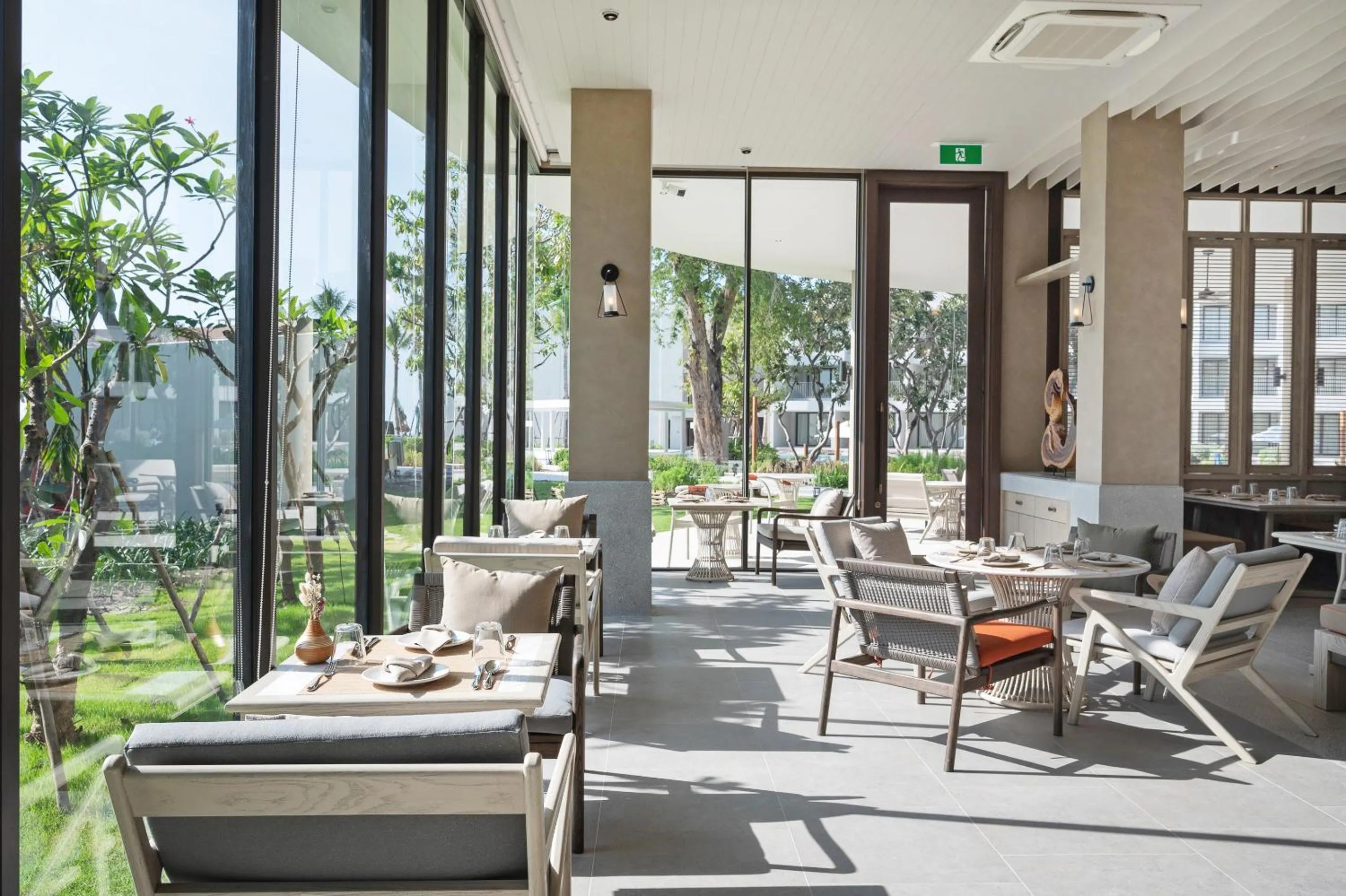 Restaurant/places to eat in VALA Hua Hin - Nu Chapter Hotels