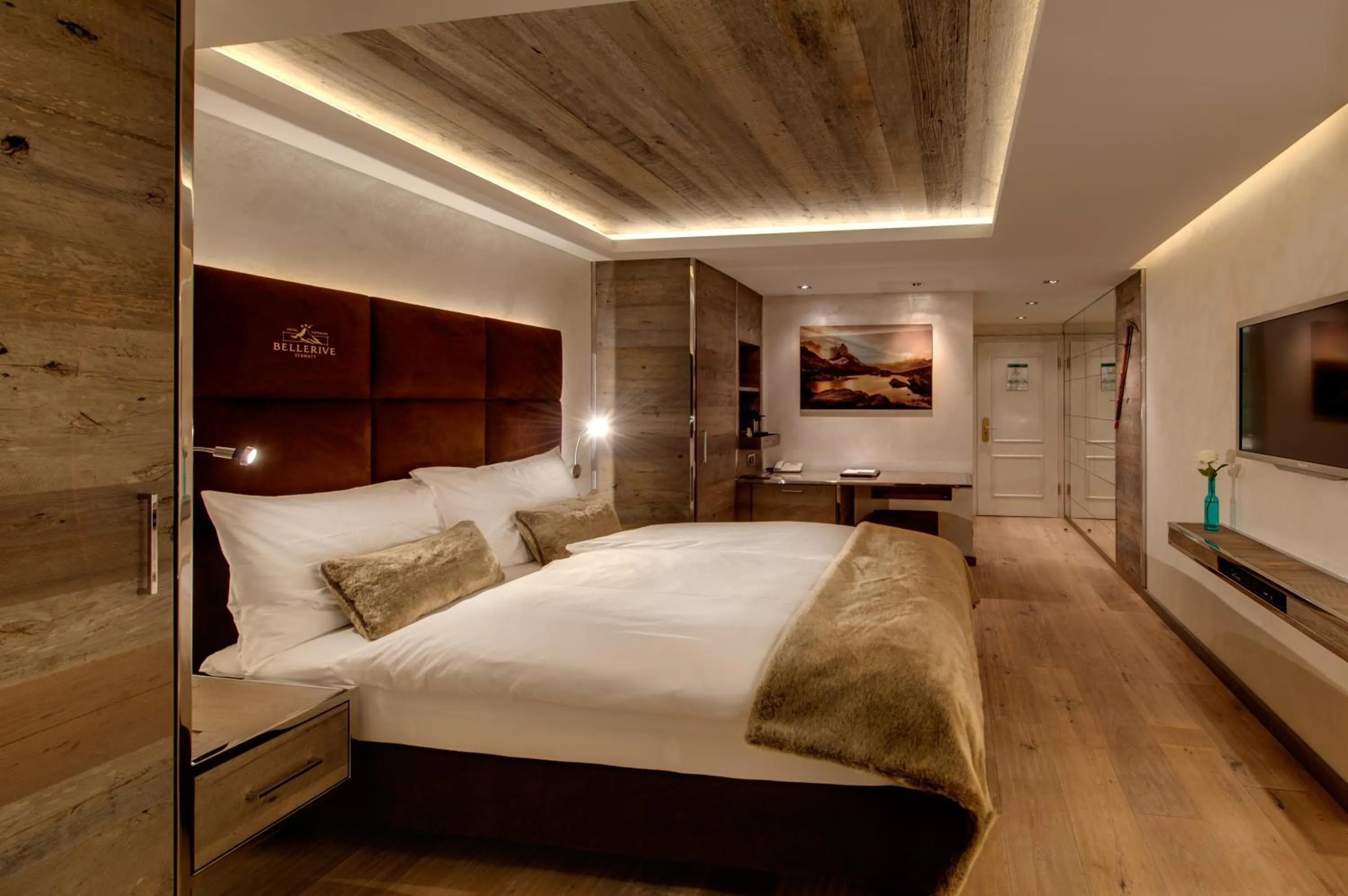 Photo of the whole room, Bed in Hotel Bellerive