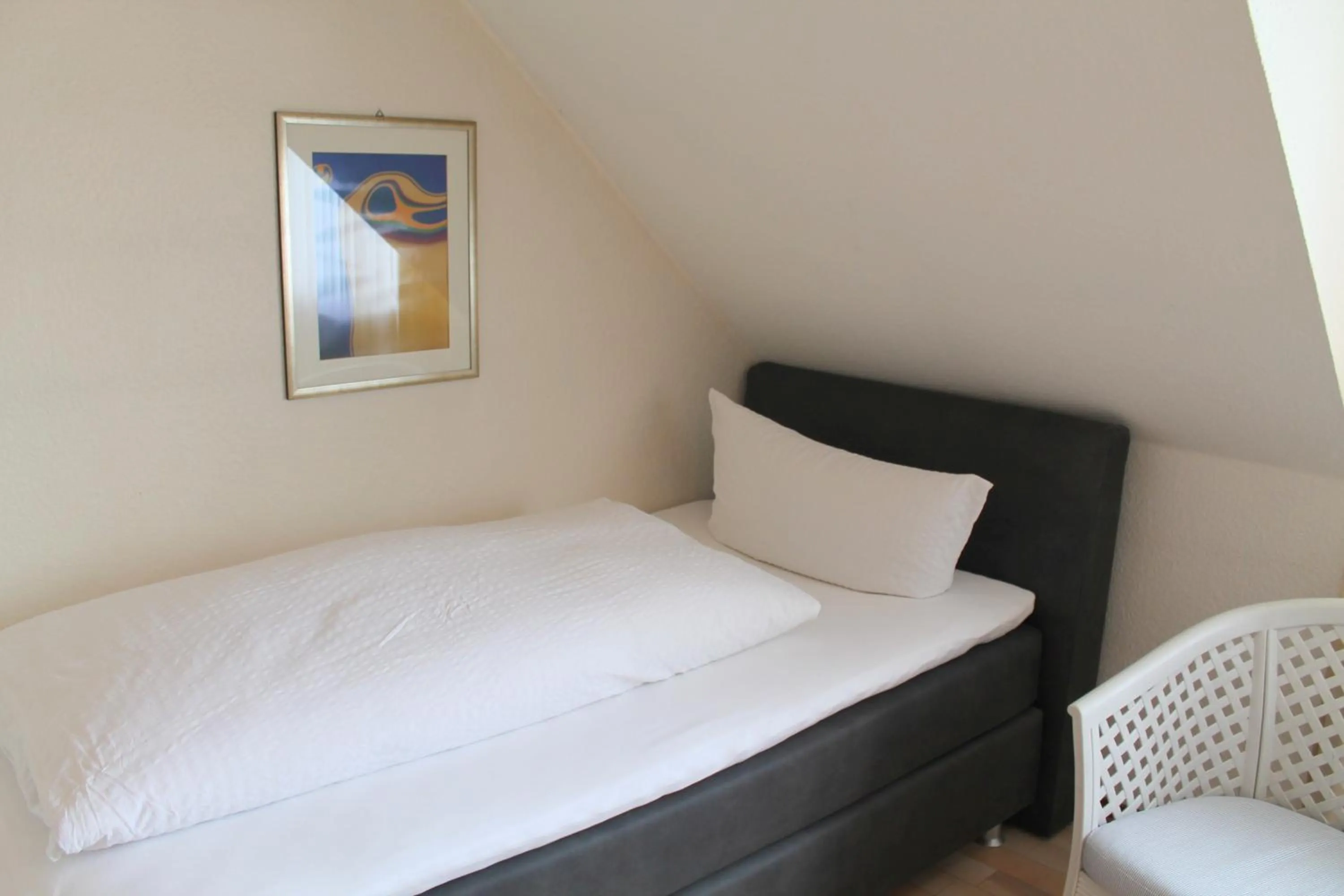 Photo of the whole room, Bed in Haus Kastanienhof