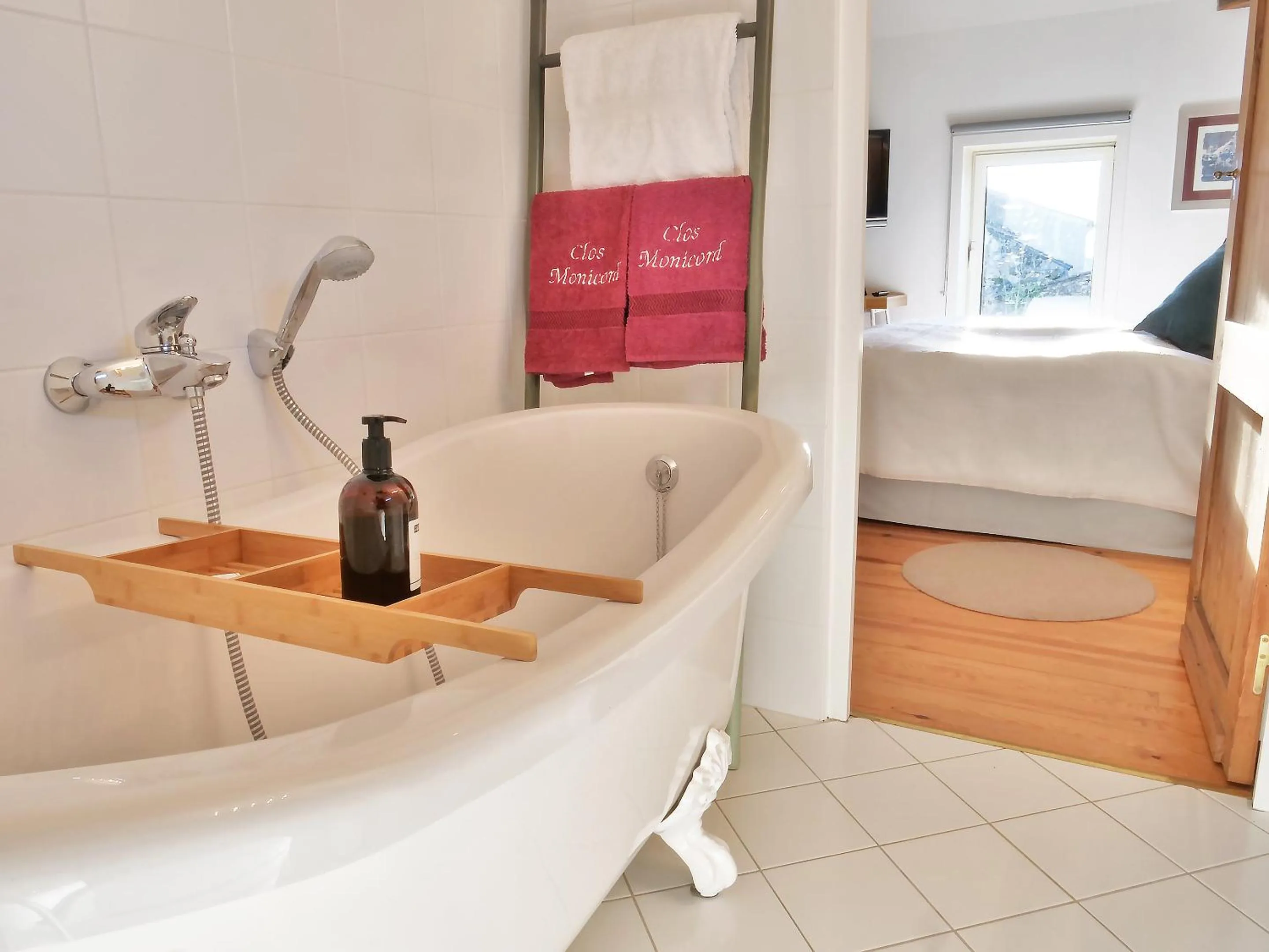 Bathroom in Clos Monicord