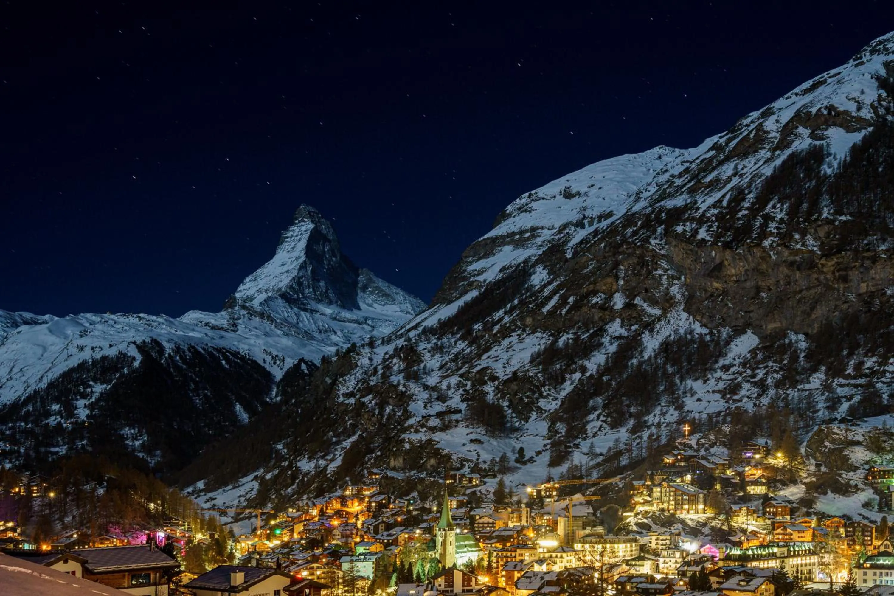 Mountain view in Hotel Alpenroyal