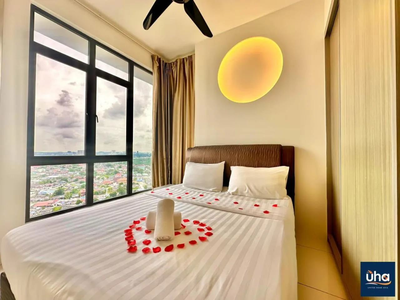 Bed in 1 Tebrau Residences By RR JBcity