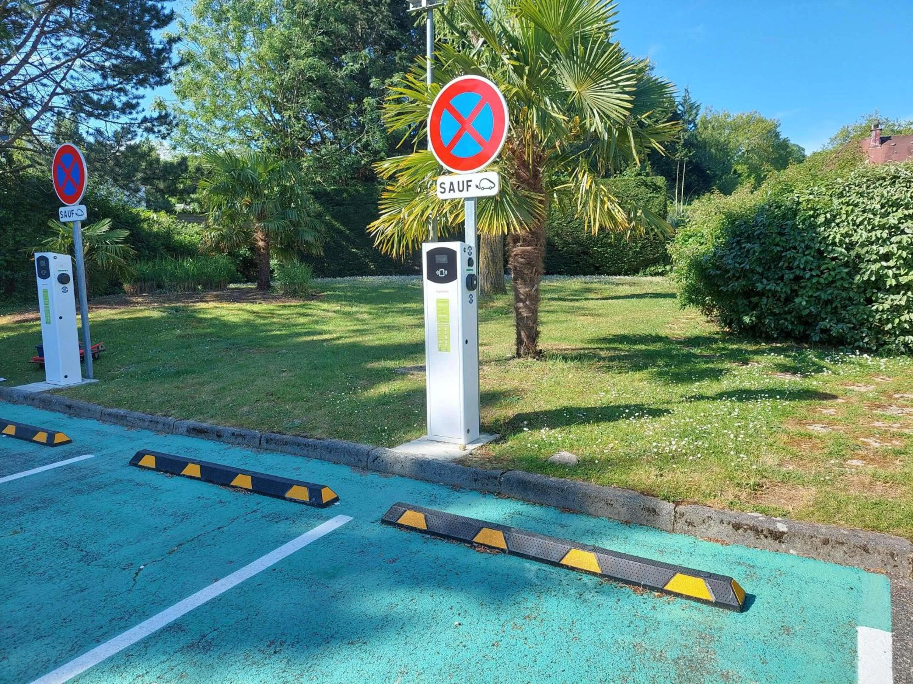 Property building in Hotel Ibis Budget Deauville