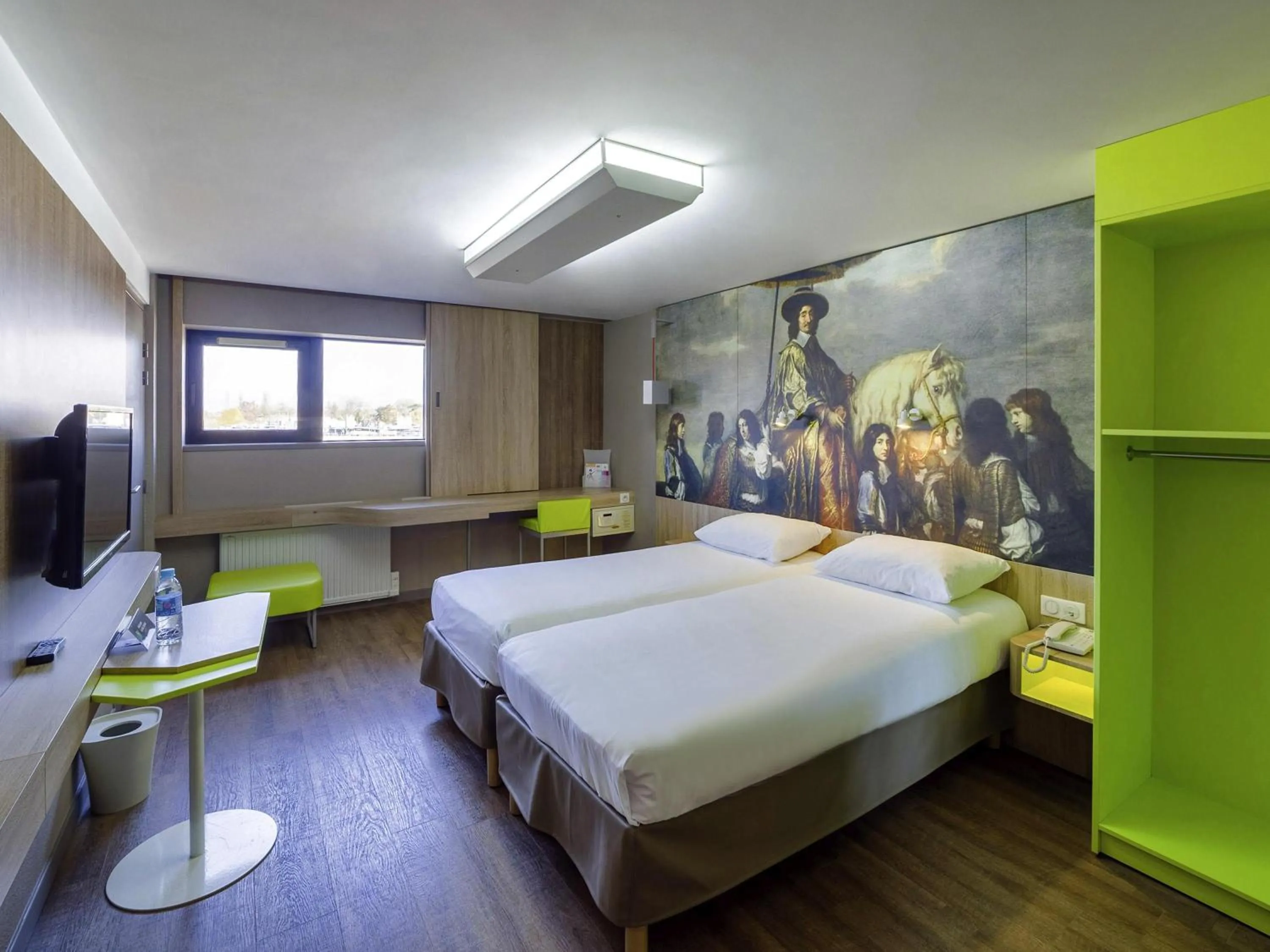 Bedroom, Bed in Ibis Styles Lille Marcq En Baroeul