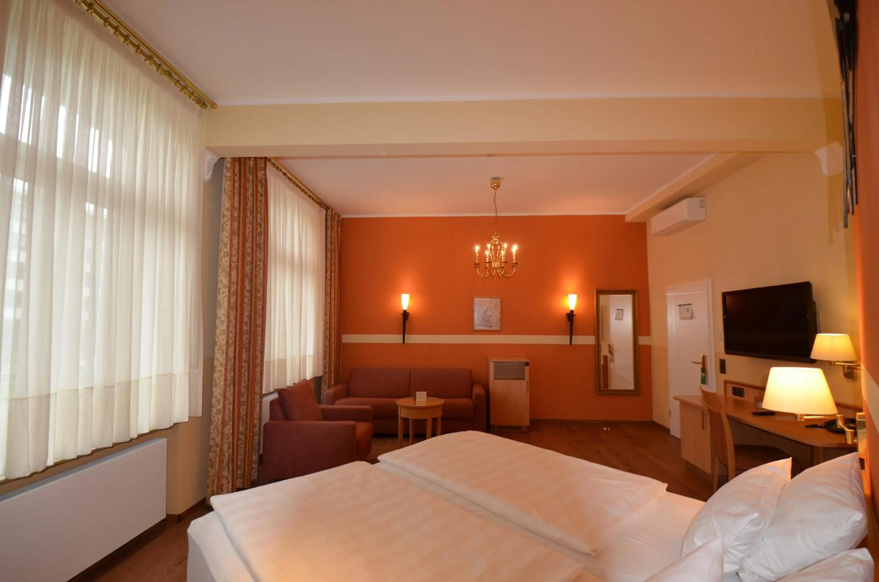 Photo of the whole room, Bed in Hotel Mack Private Inn