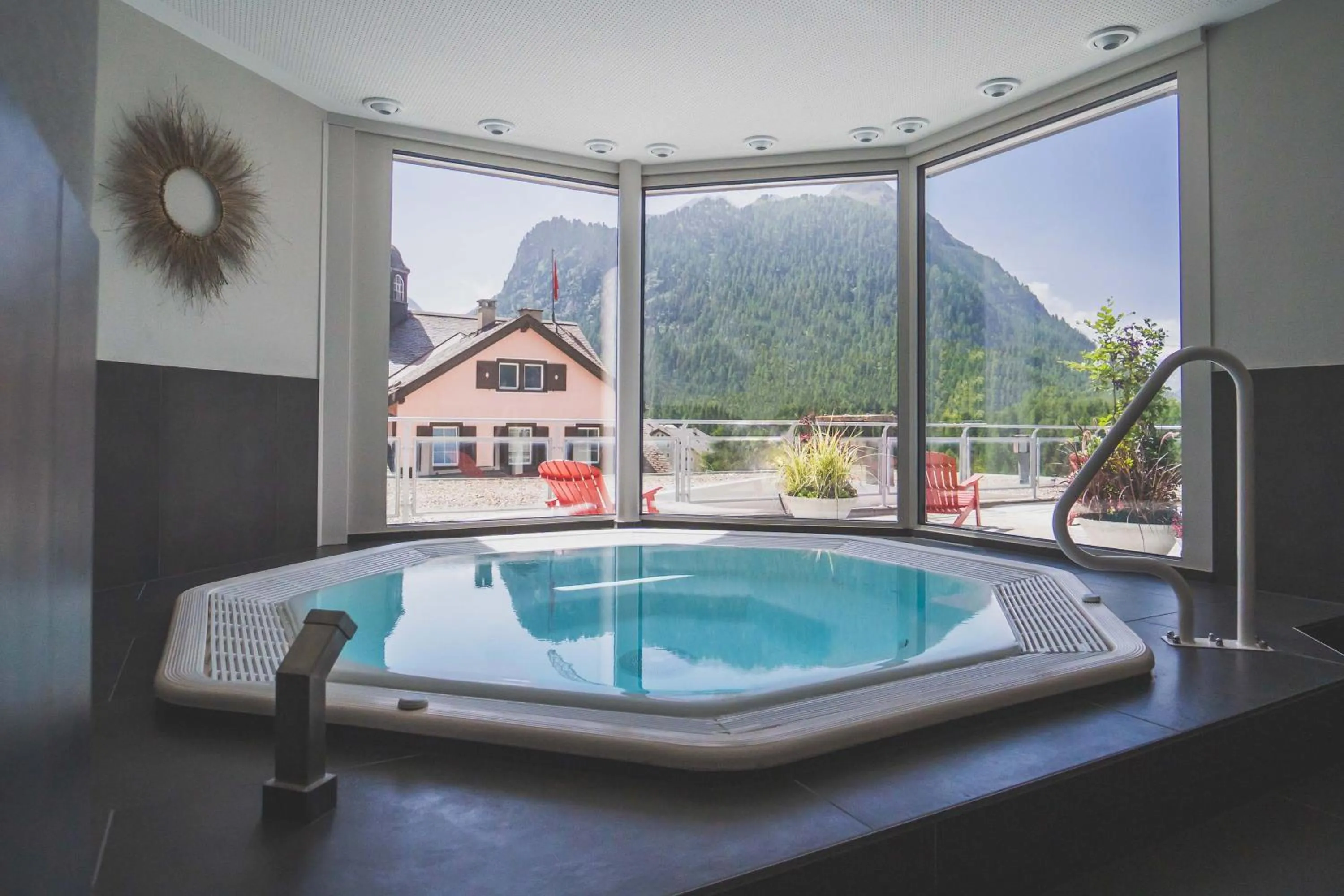 Hot Tub in Sporthotel Pontresina
