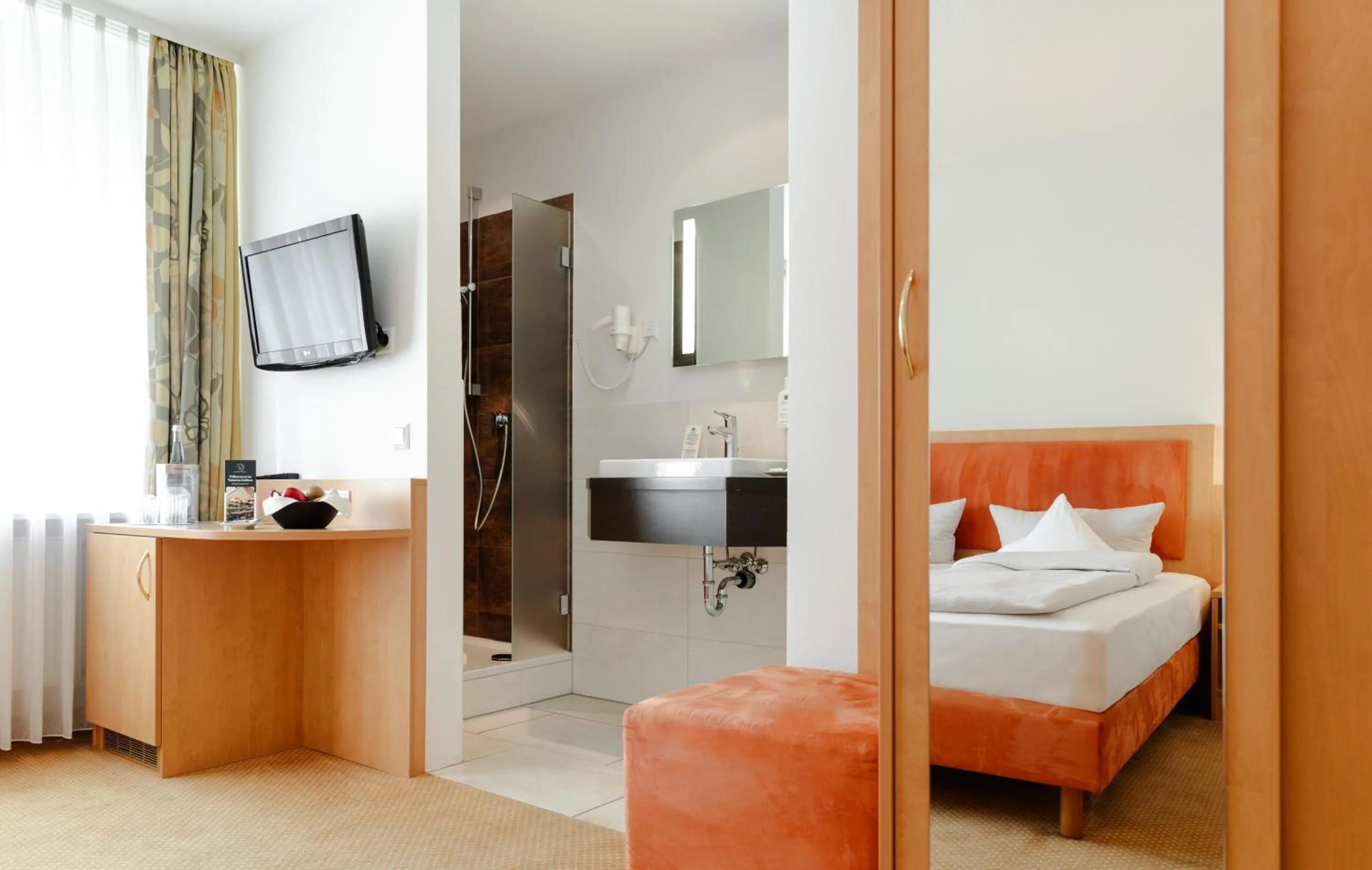 Bed in WohnGut Koblenz