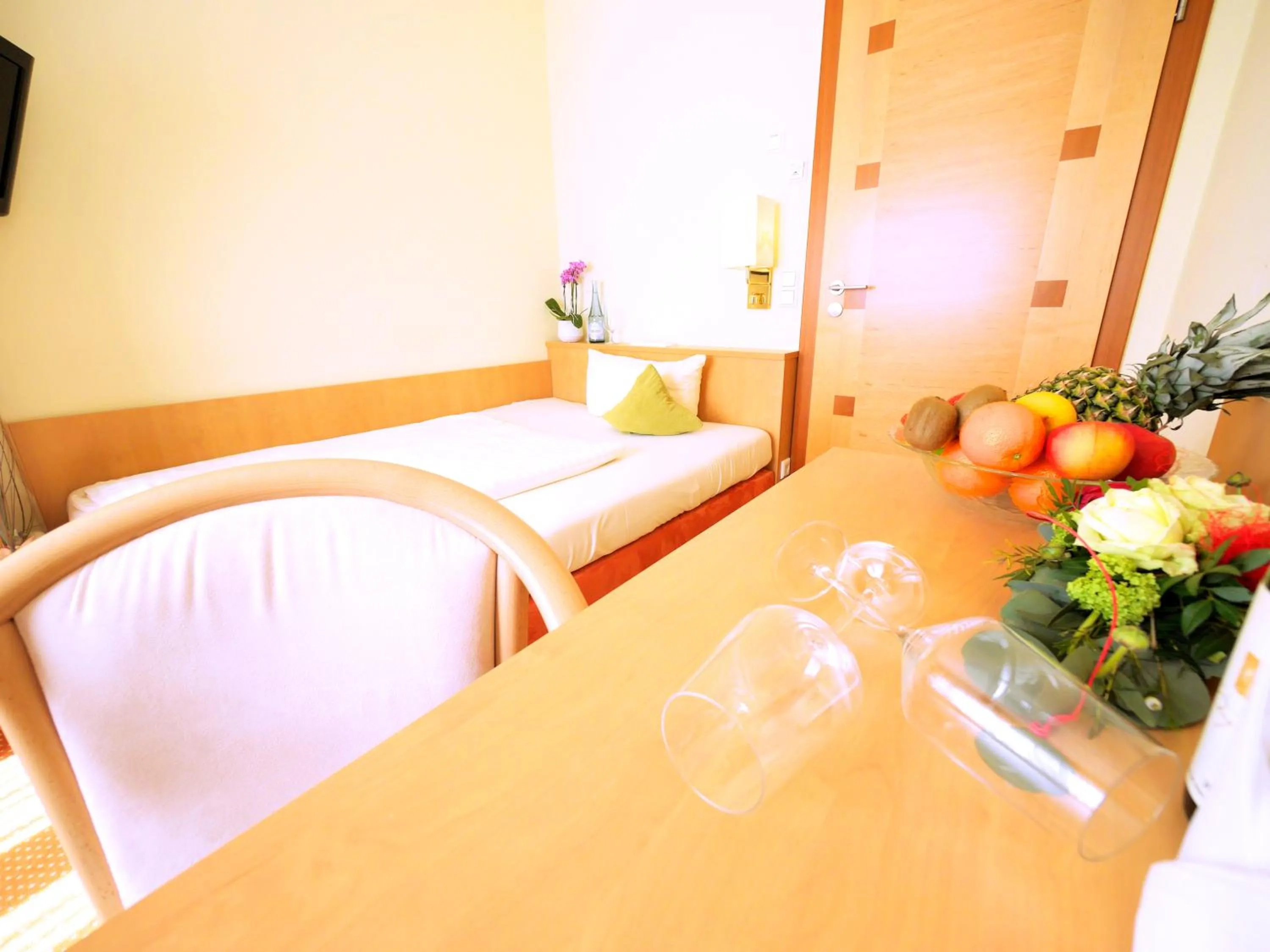 Bedroom, Bed in WohnGut Koblenz