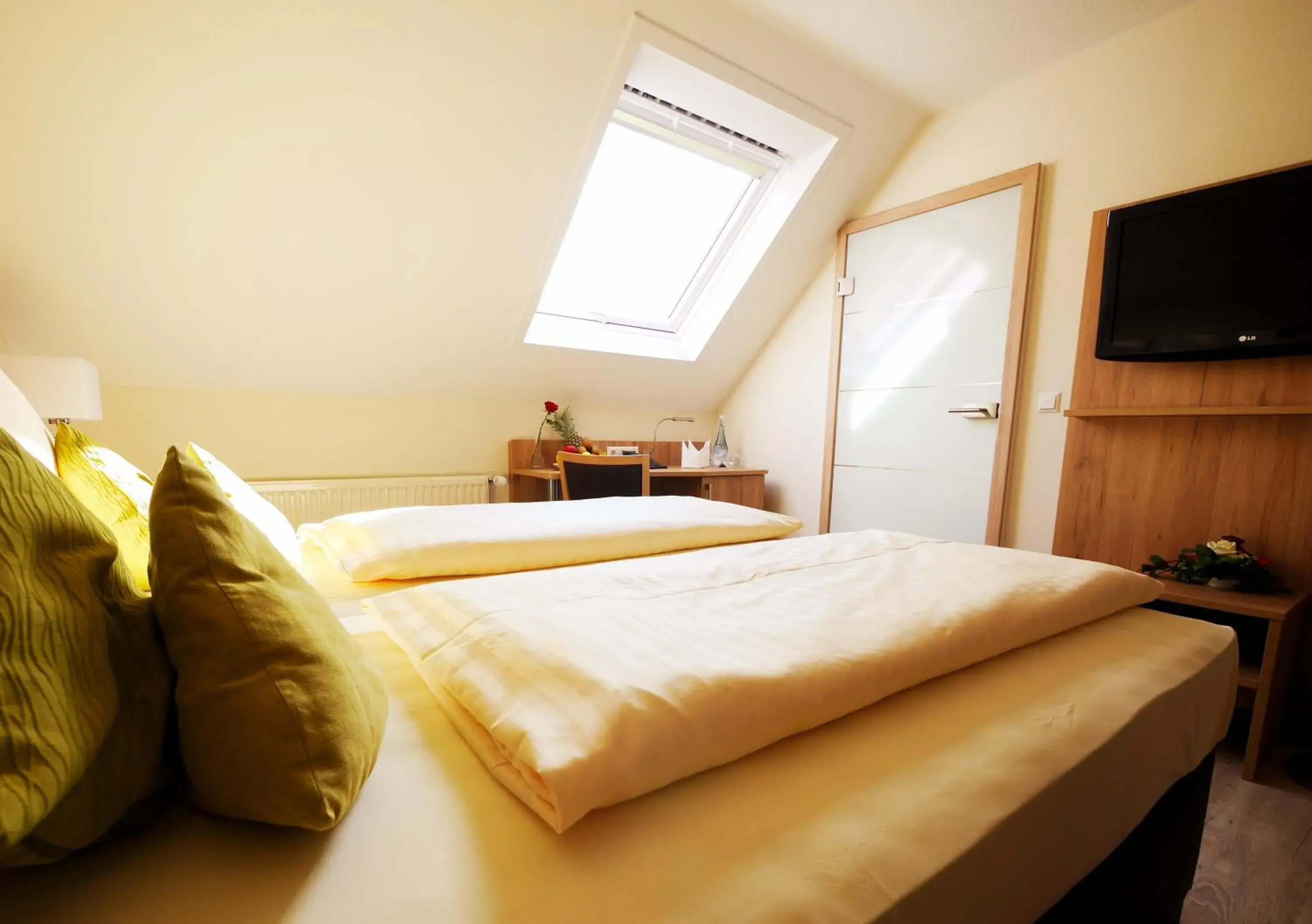 Comfort Plus Single Room in WohnGut Koblenz Comfort Plus Single Room in WohnGut Koblenz