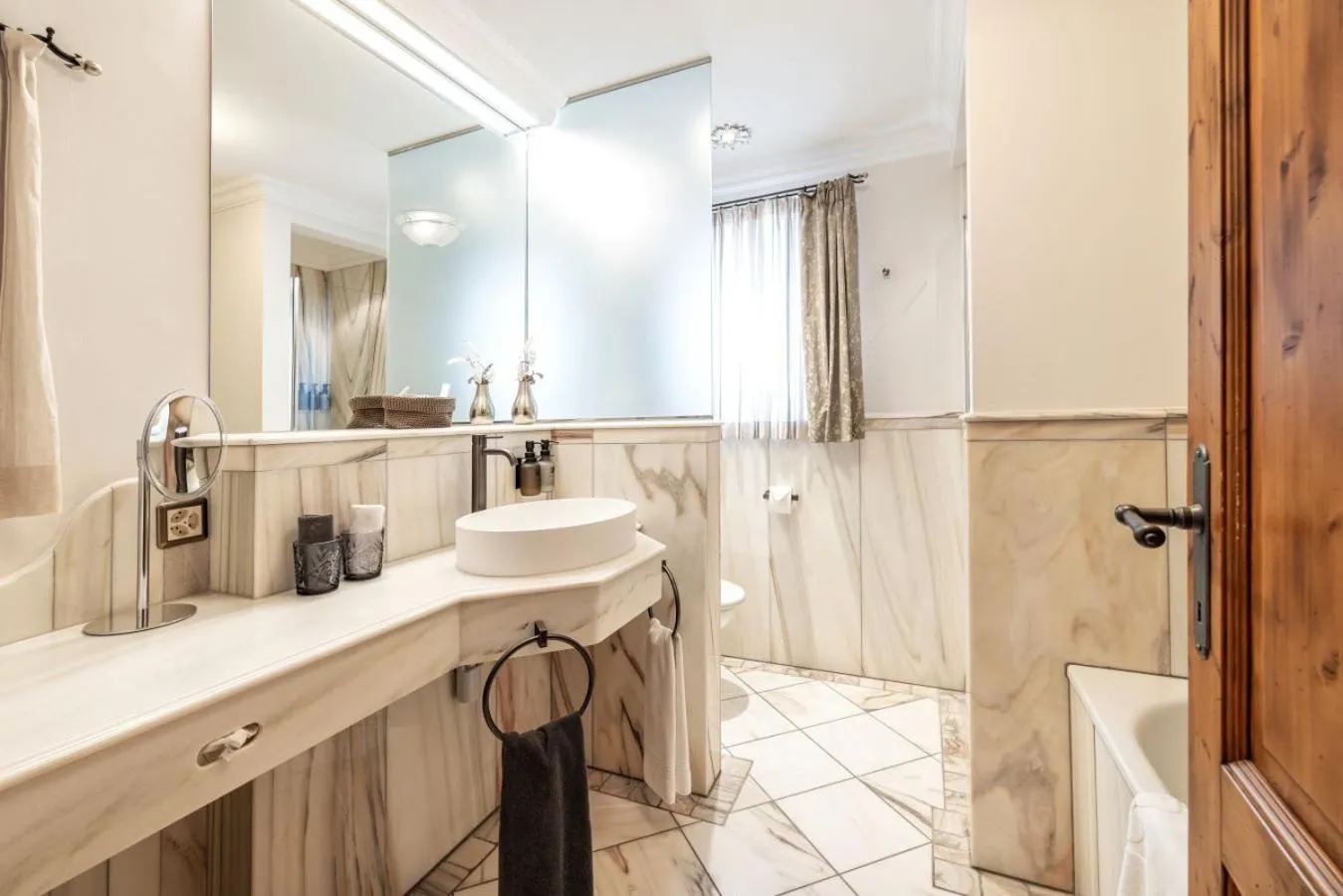 Bathroom in BelArosa Suiten & Wellness