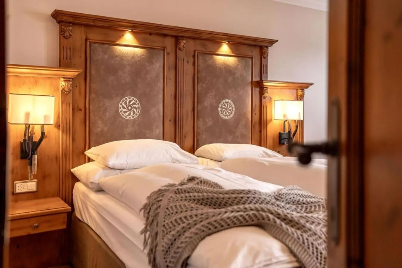 Bed in BelArosa Suiten & Wellness