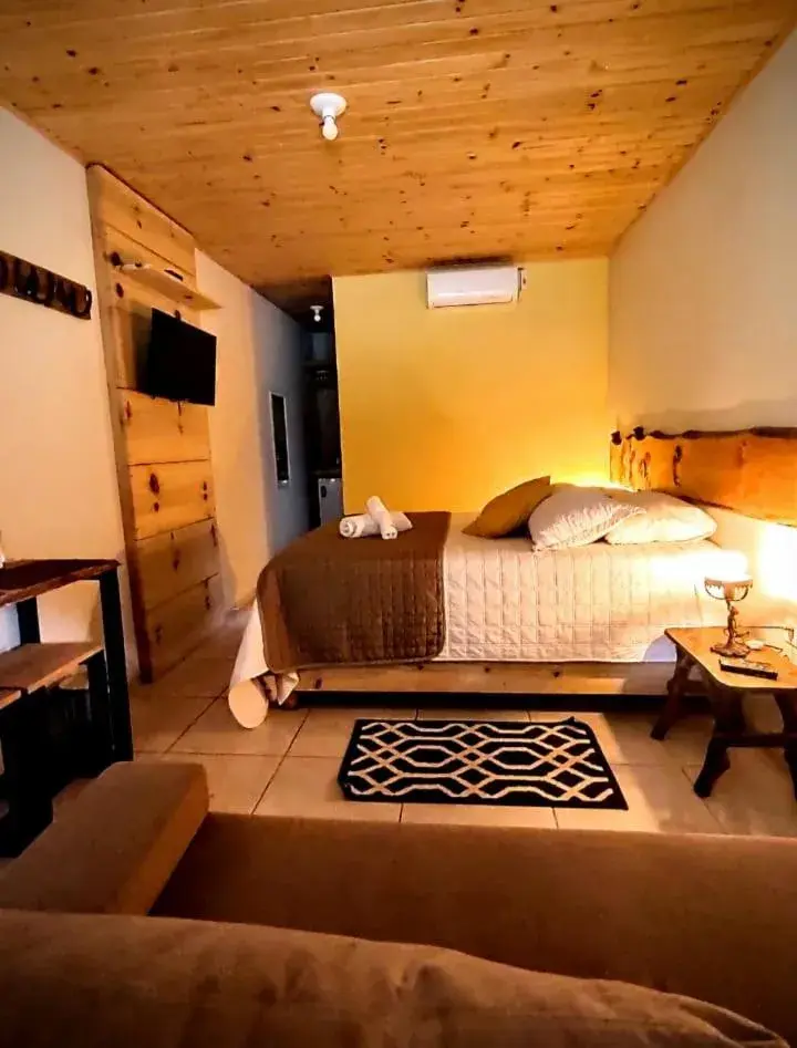 Standard Quadruple Room in Pousada Nó de Pinho Standard Quadruple Room in Pousada Nó de Pinho