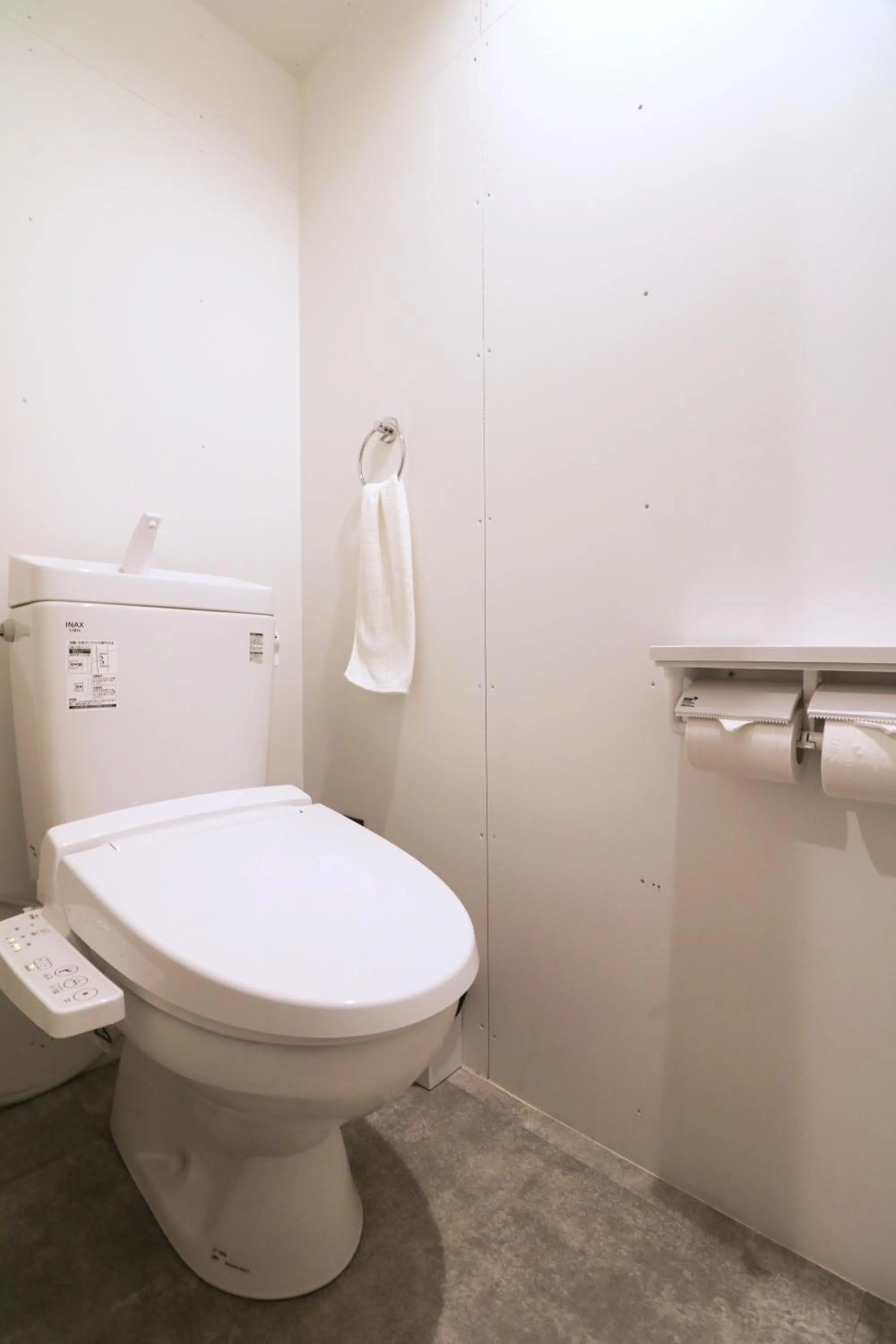 Toilet in HOTEL WHEAT WACCA