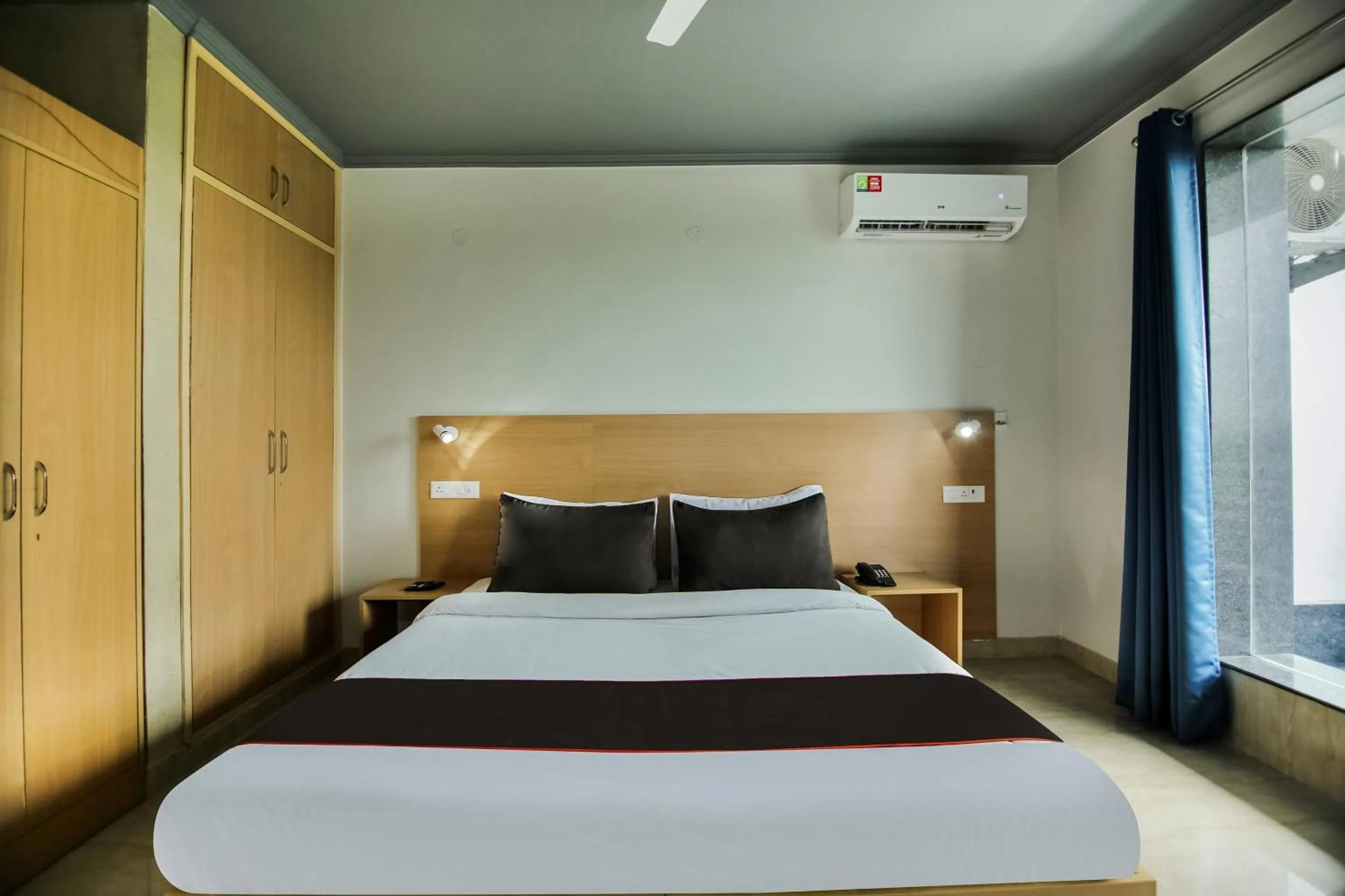 Bedroom in Hotel O VIJAYA RESIDENCY