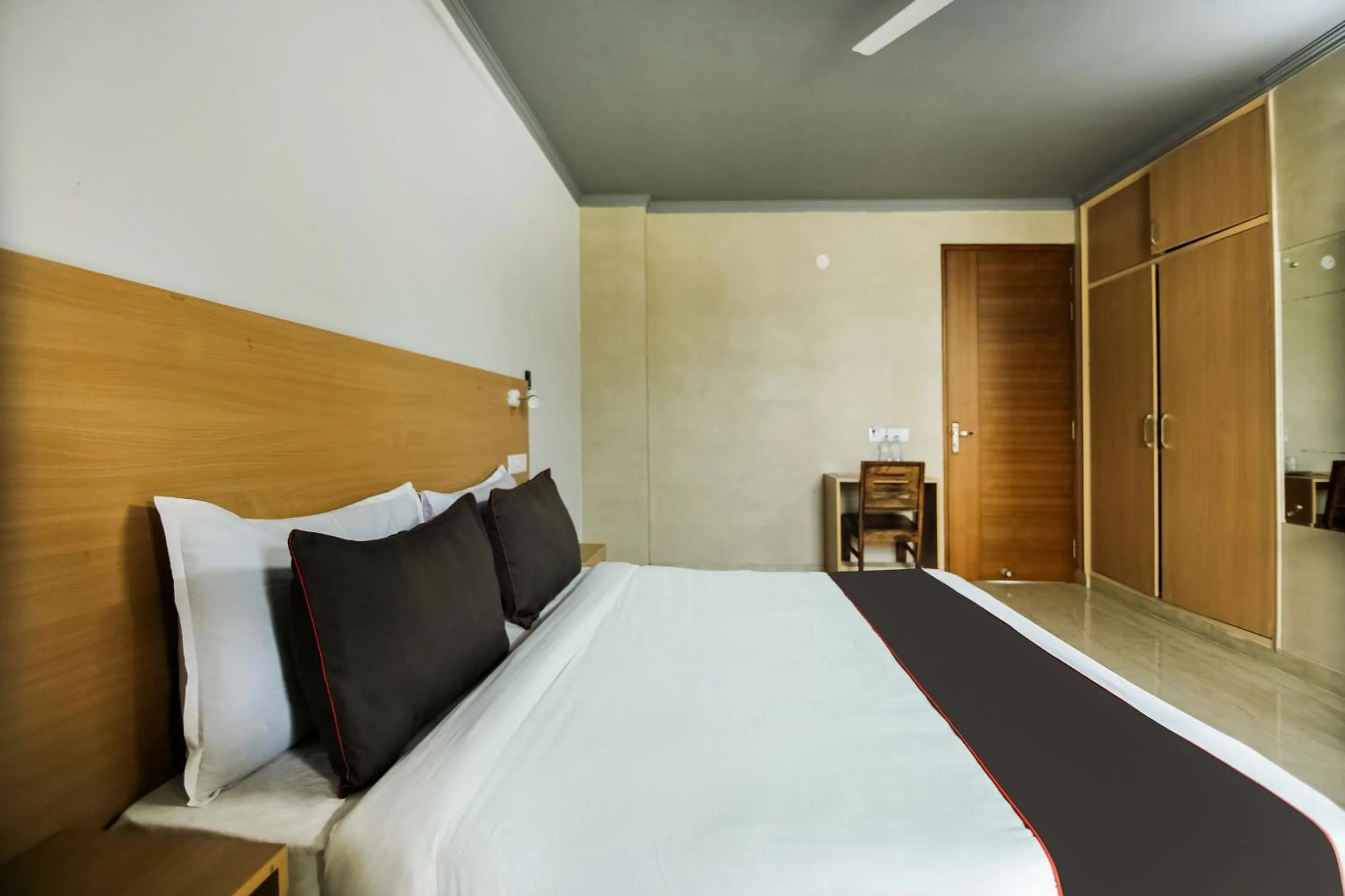 Bedroom in Hotel O VIJAYA RESIDENCY