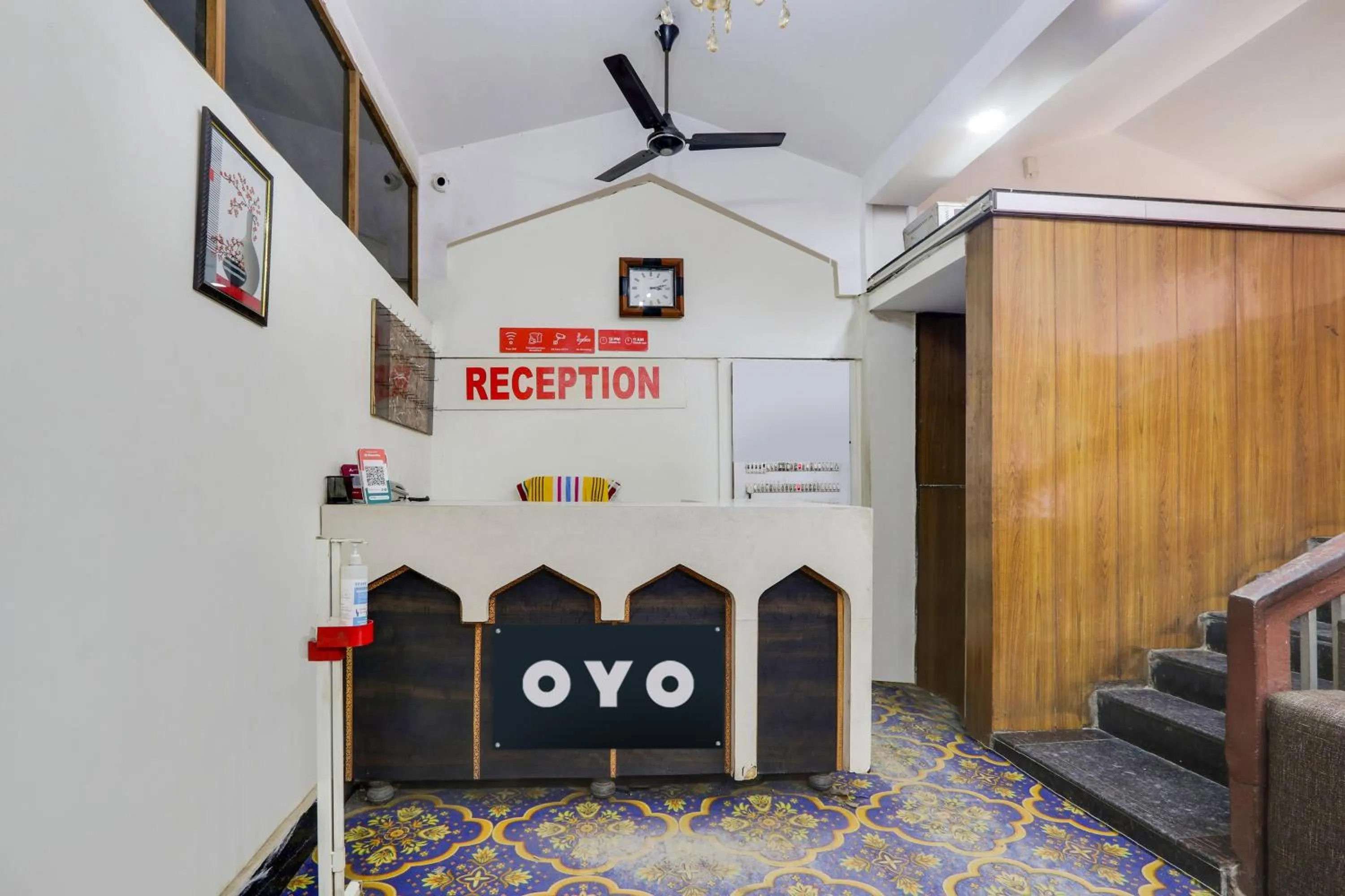 Lobby or reception in Hotel O Grand Hotel And Lodge