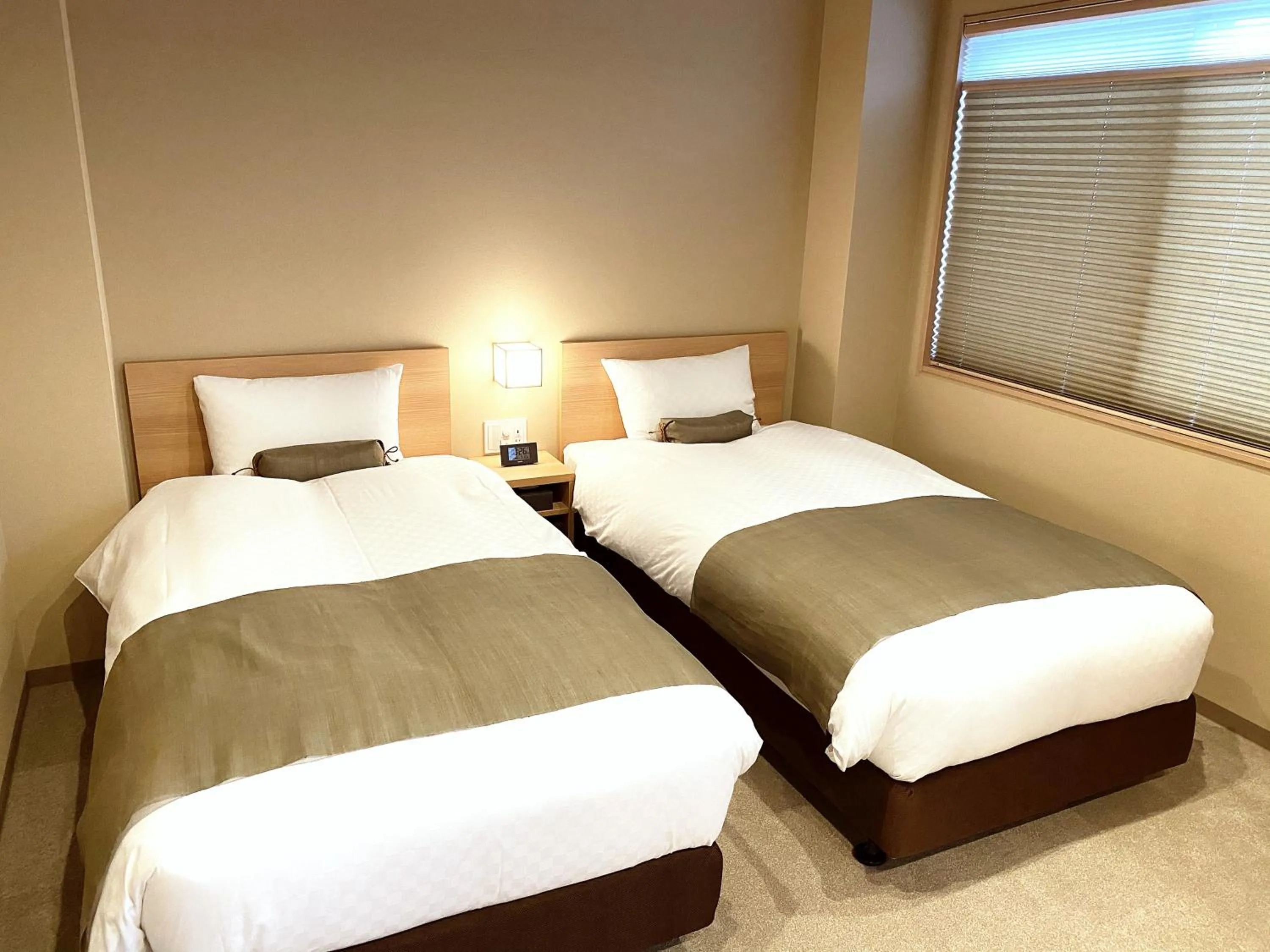 Bedroom, Bed in Rinn Kitagomon