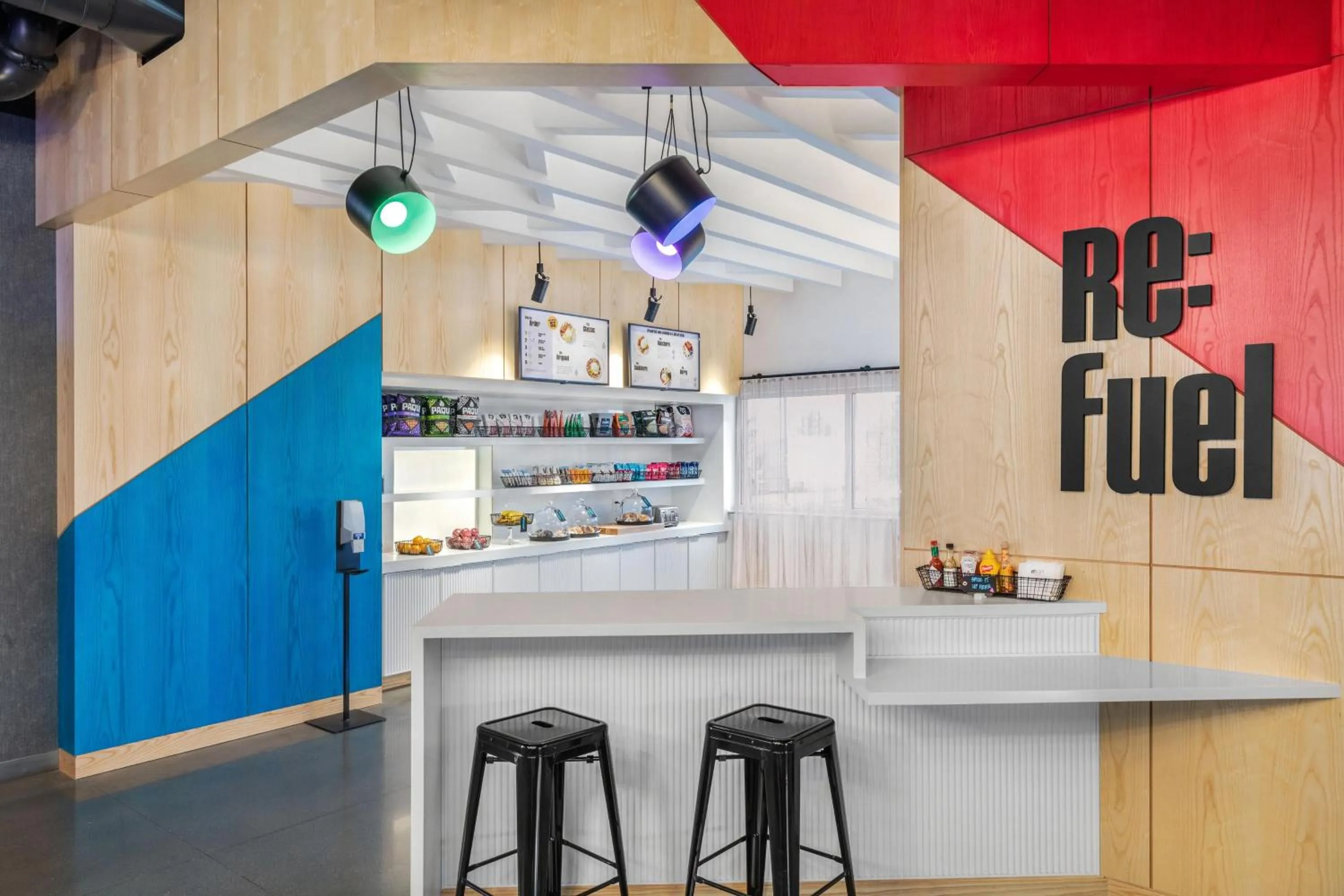 Restaurant/places to eat in Aloft Denver North Westminster