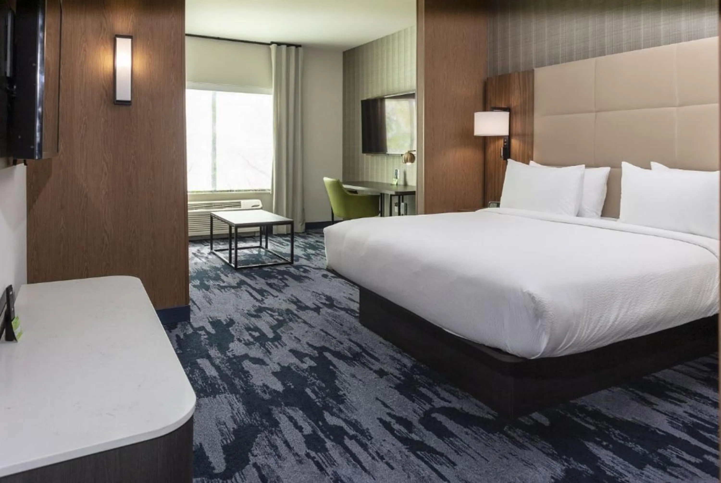 Bed in Fairfield Inn & Suites Monahans