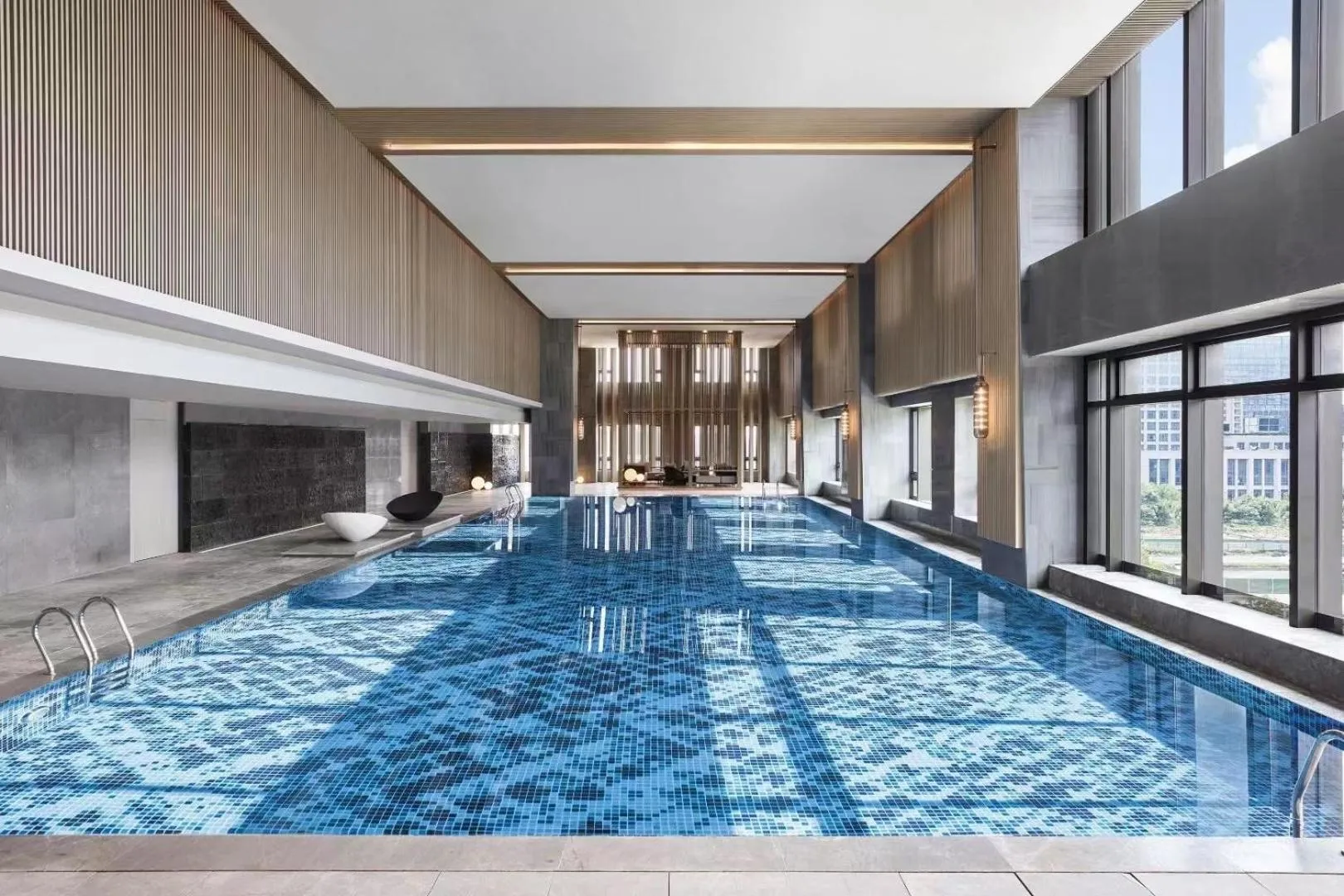 Swimming pool in Wuhan Marriott Hotel Optics Valley