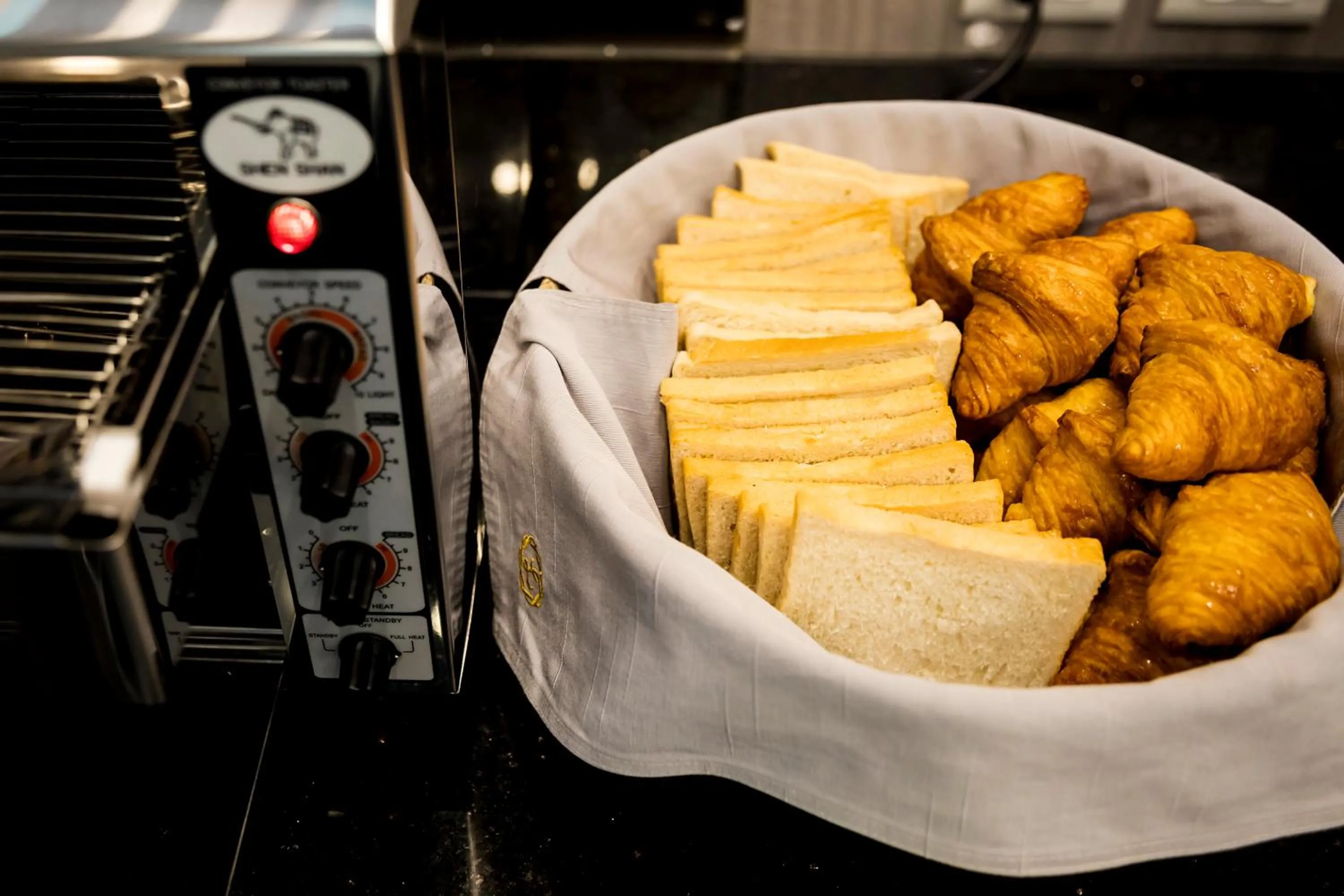 Breakfast in Grand Hotel Lili