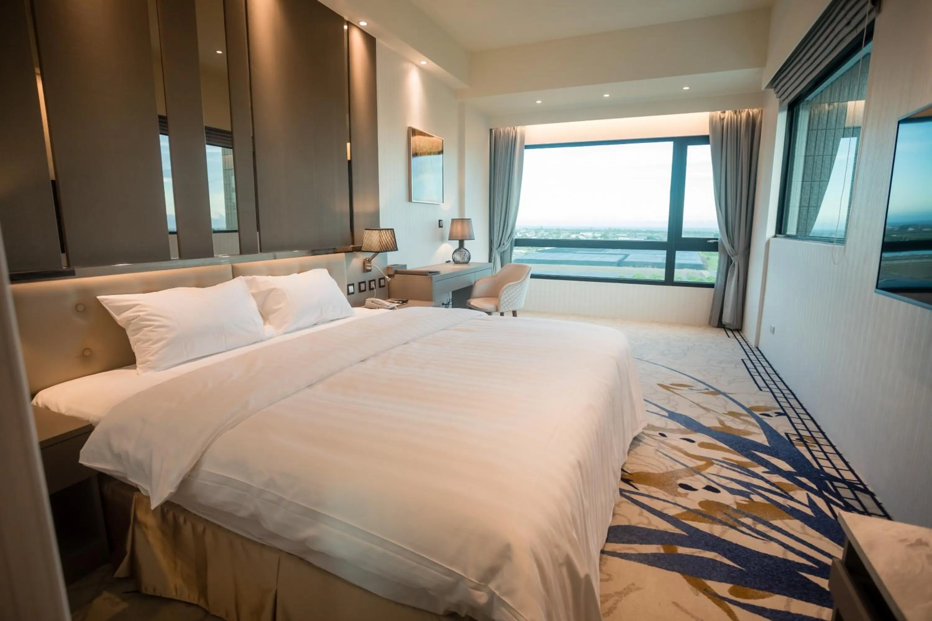 Photo of the whole room, Bed in Grand Hotel Lili