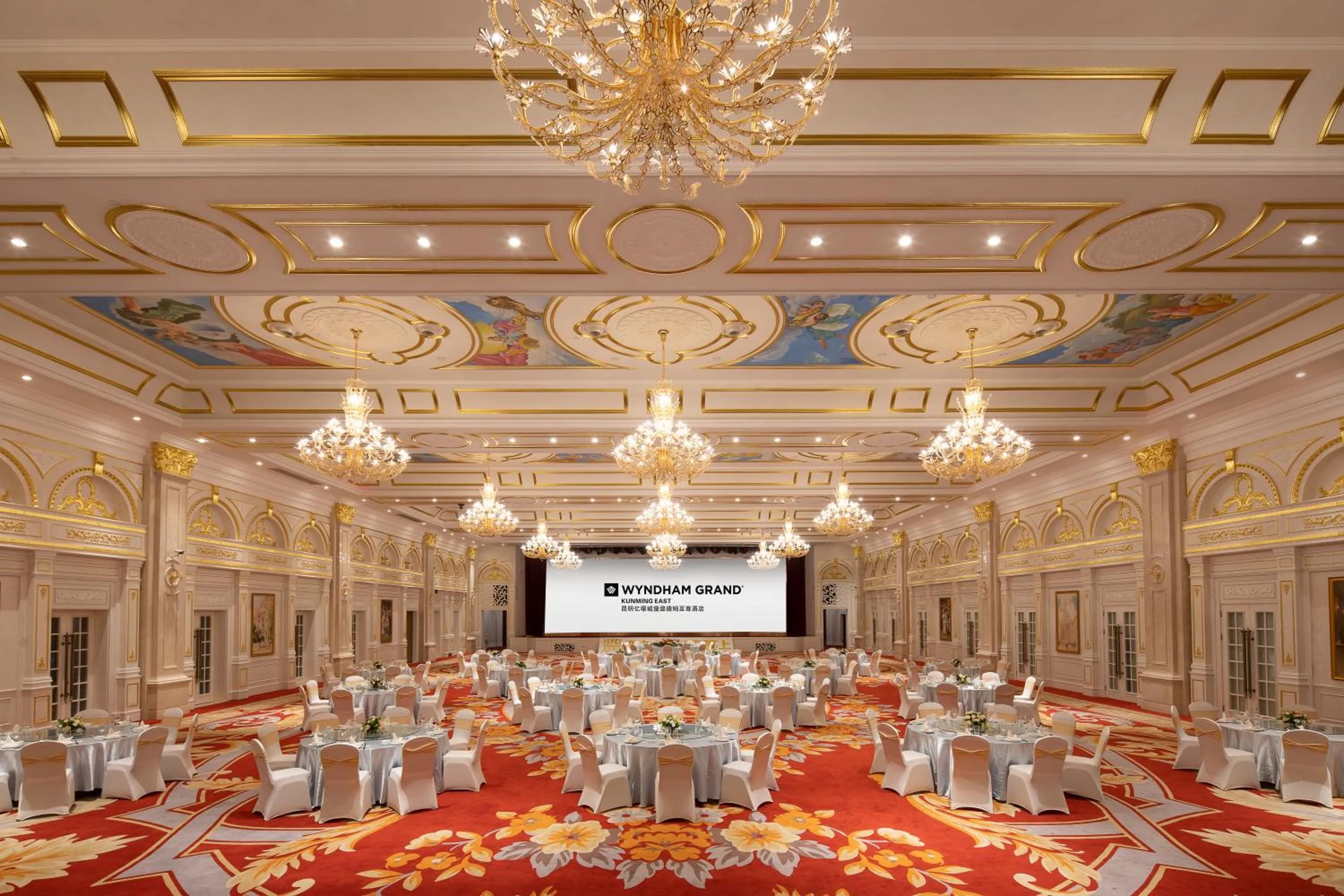 Business facilities in Wyndham Grand Kunming East