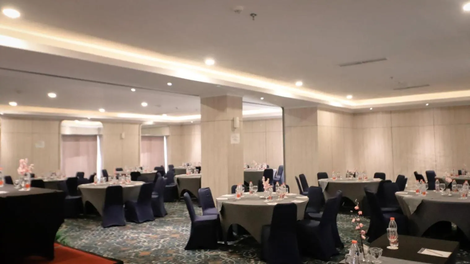 Meeting/conference room in FIM by Zigna