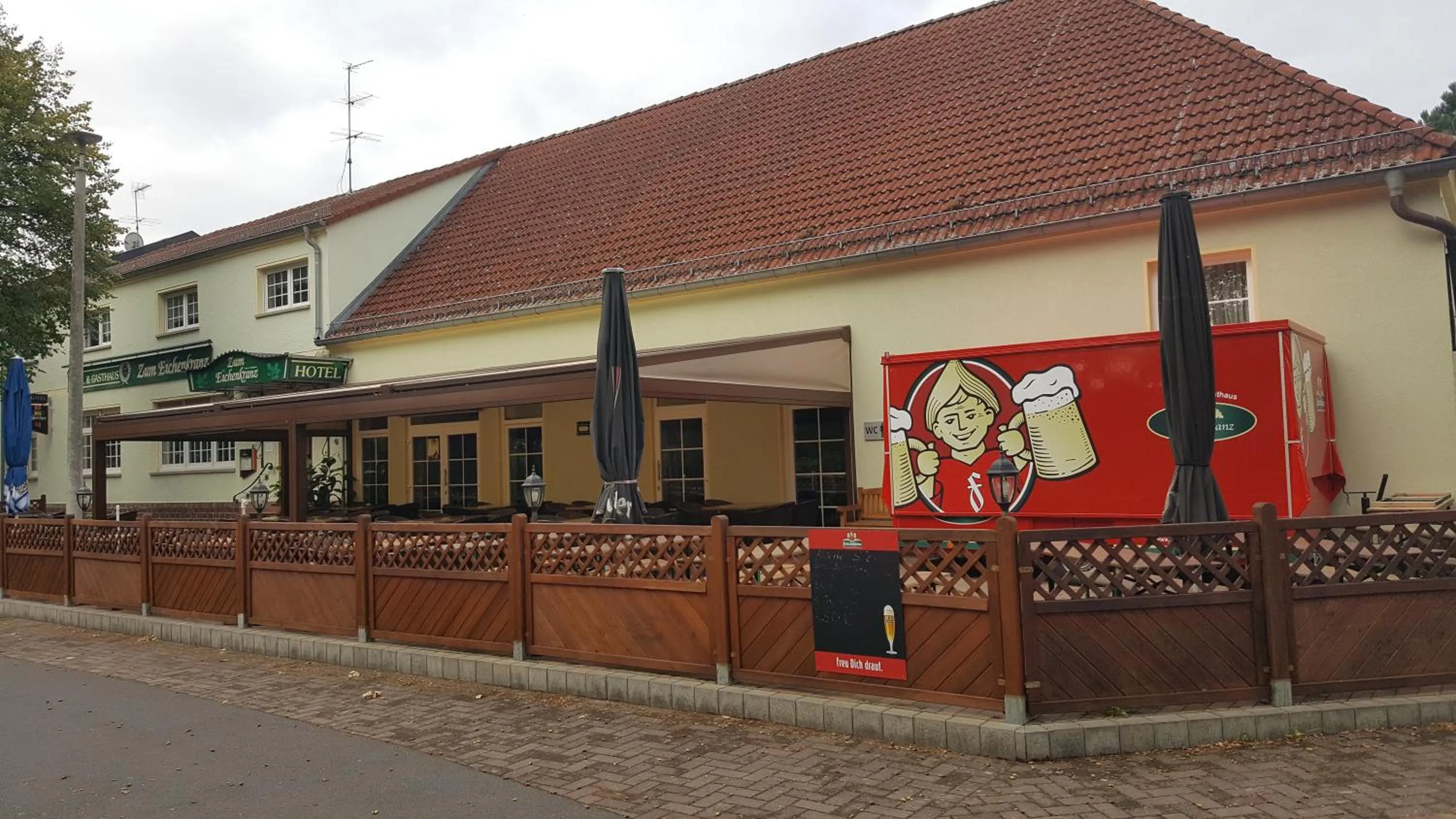 Property building in Hotel & Gasthaus Zum Eichenkranz