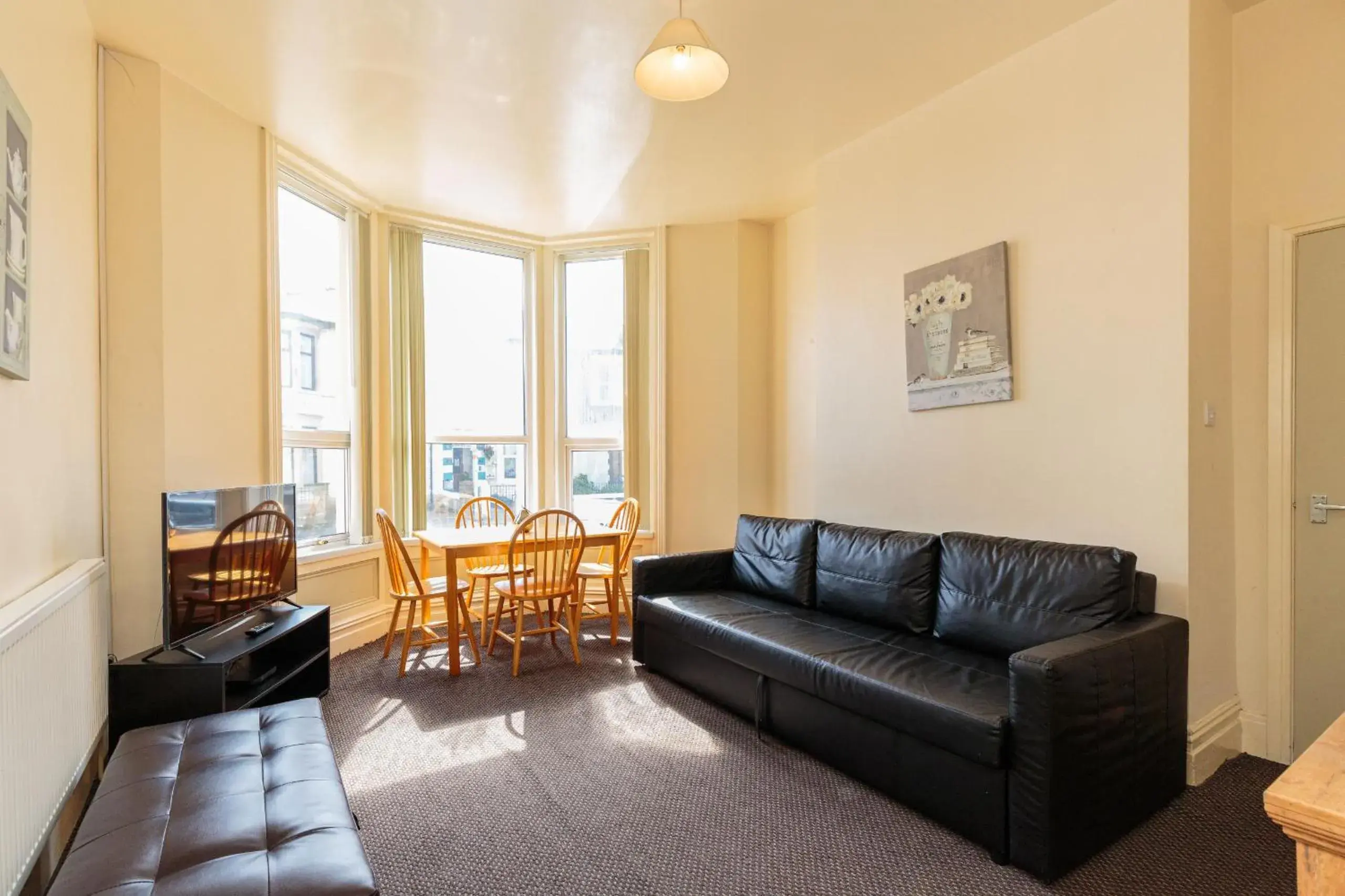 Cherry Property - Pear Suite Cherry Property - Pear Suite