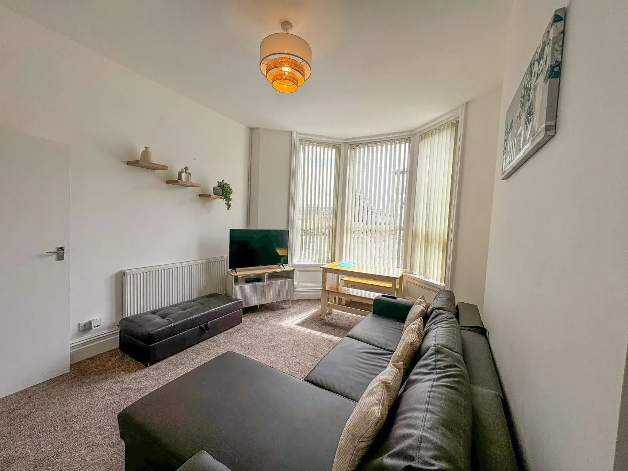 Two-Bedroom Apartment in Cherry Property - Pear Suite Two-Bedroom Apartment in Cherry Property - Pear Suite