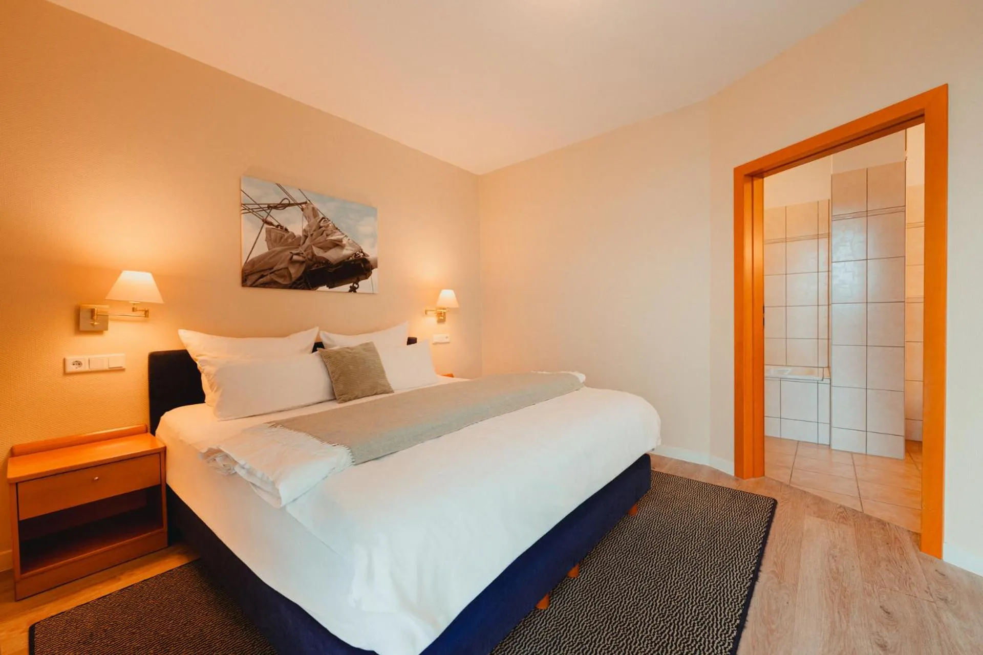 Bed in ConventGarten Hotel & Restaurant - am Nord-Ostsee-Kanal