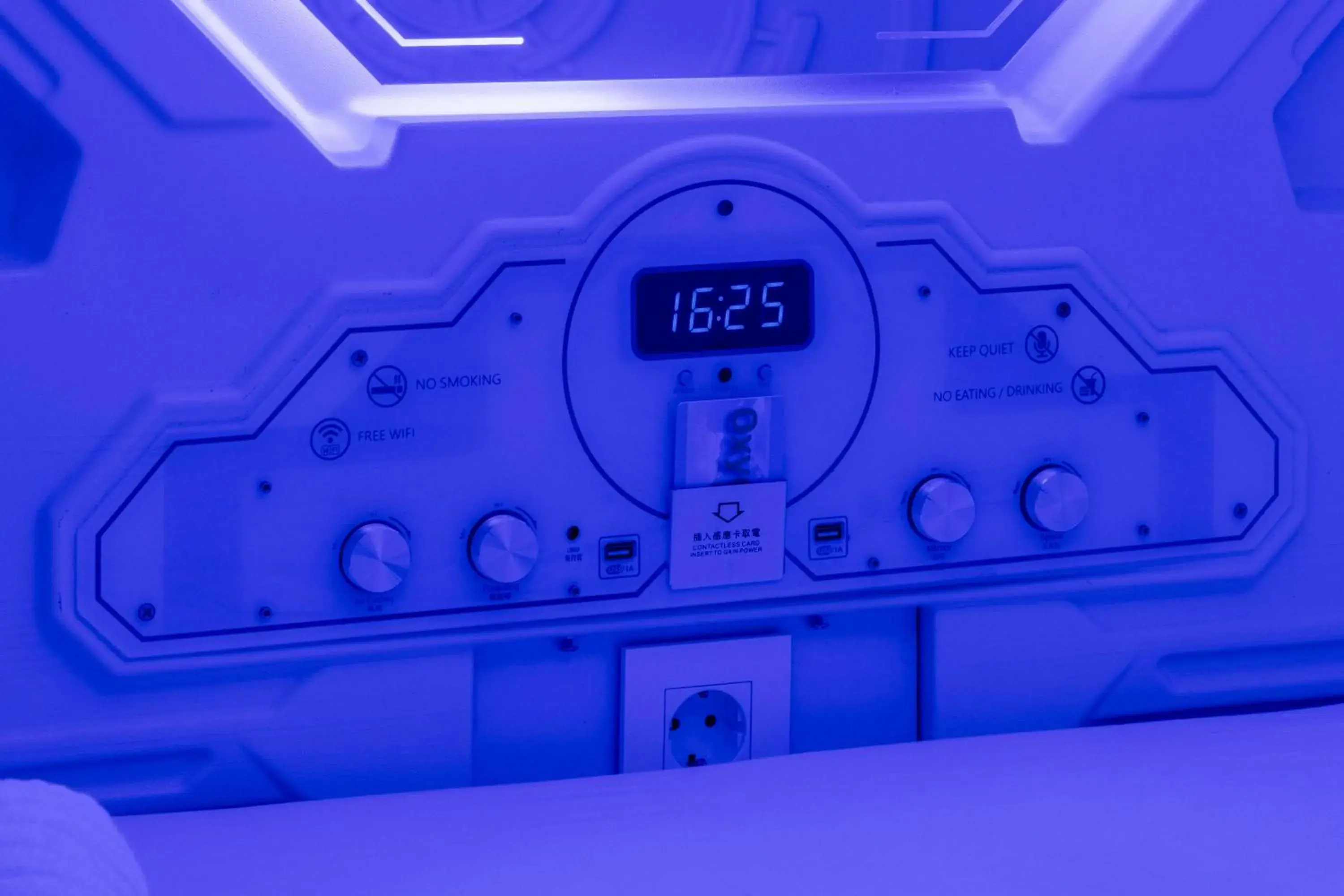 Bed in OXYGEN HOSTEL Capsula Bed in OXYGEN HOSTEL Capsula