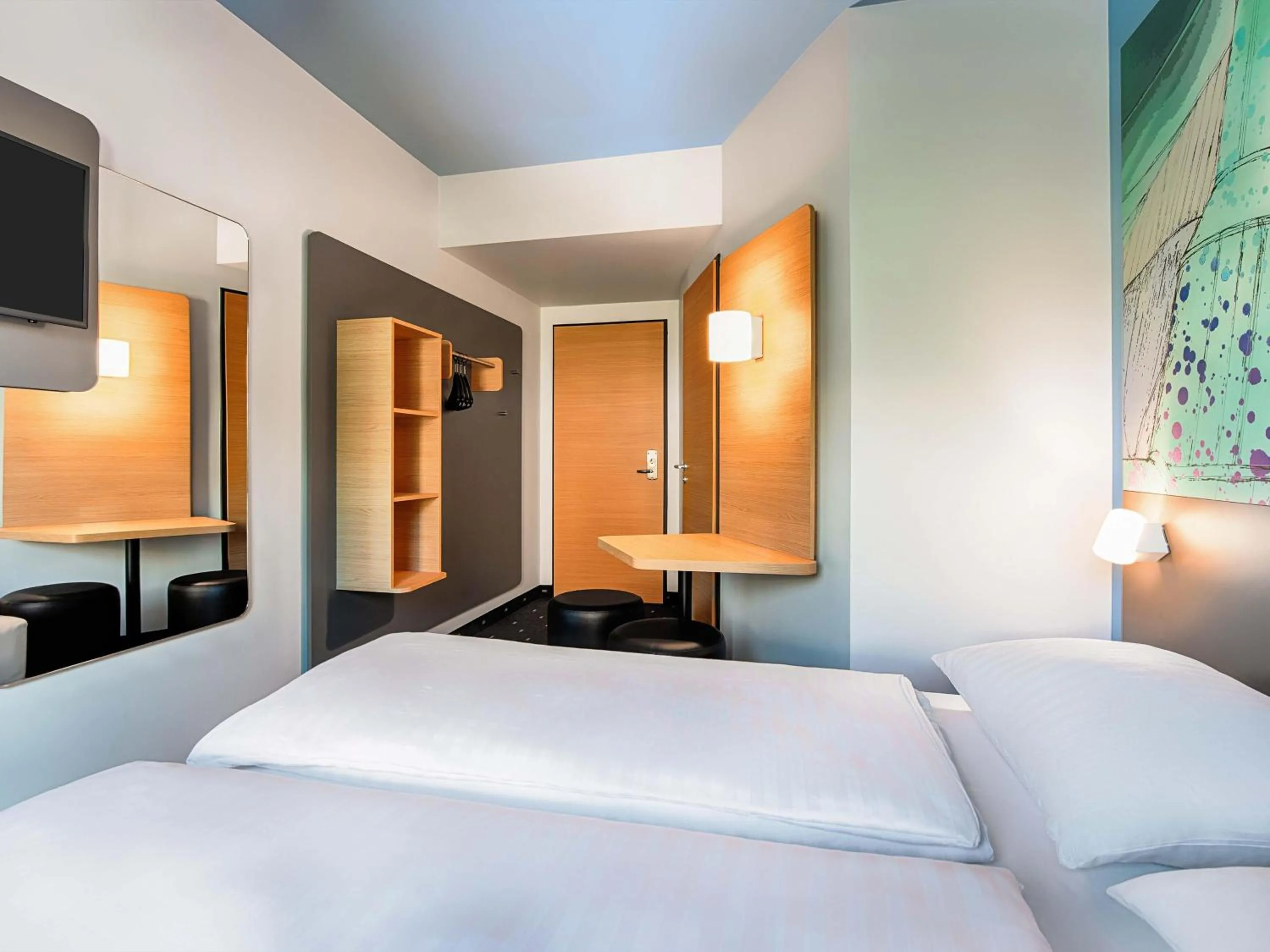 Photo of the whole room, Bed in B&B Hotel Chemnitz