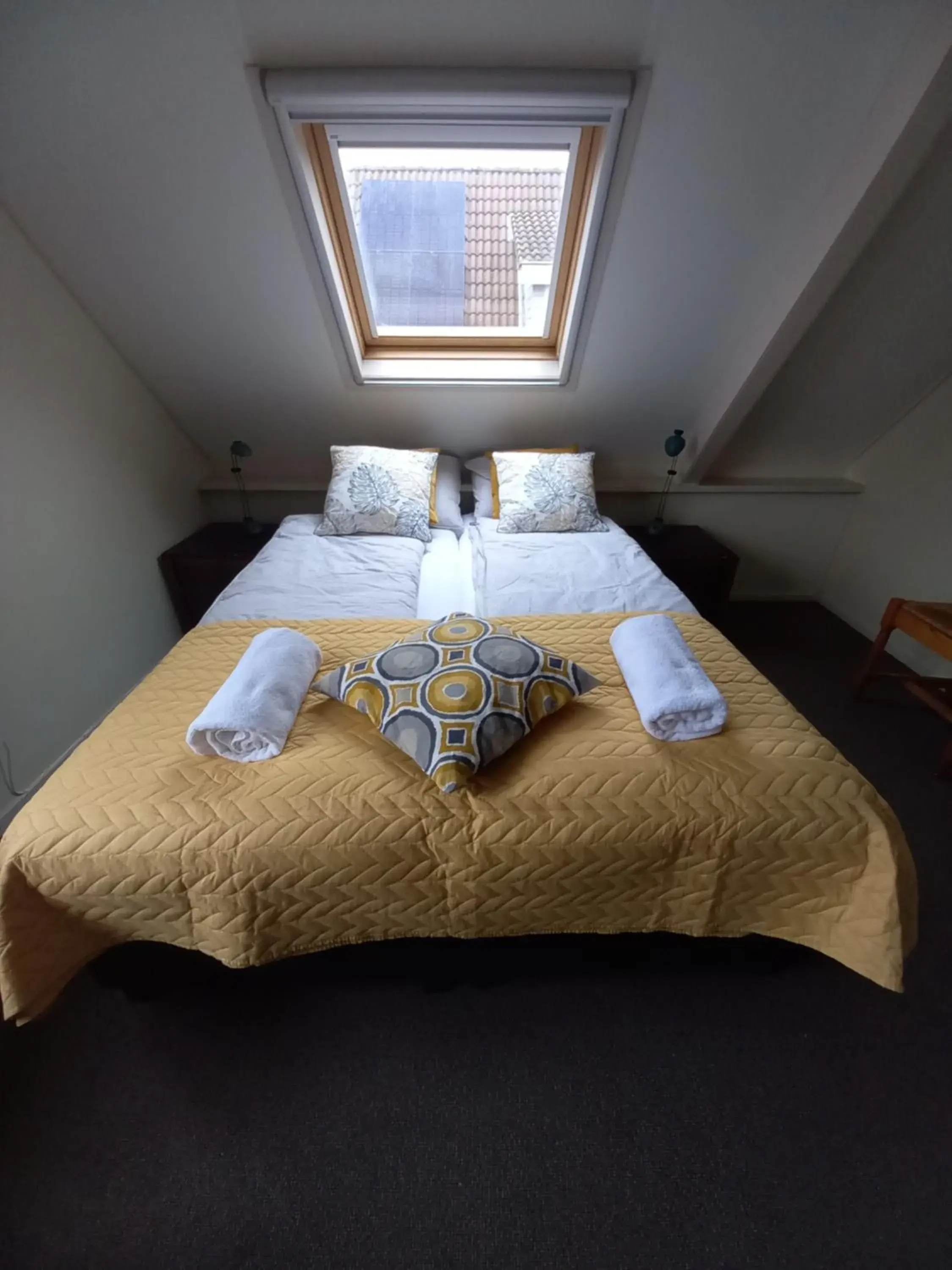 Deluxe Double Room with Extra Bed - single occupancy in B&B overnachting de Margriet Deluxe Double Room with Extra Bed - single occupancy in B&B overnachting de Margriet
